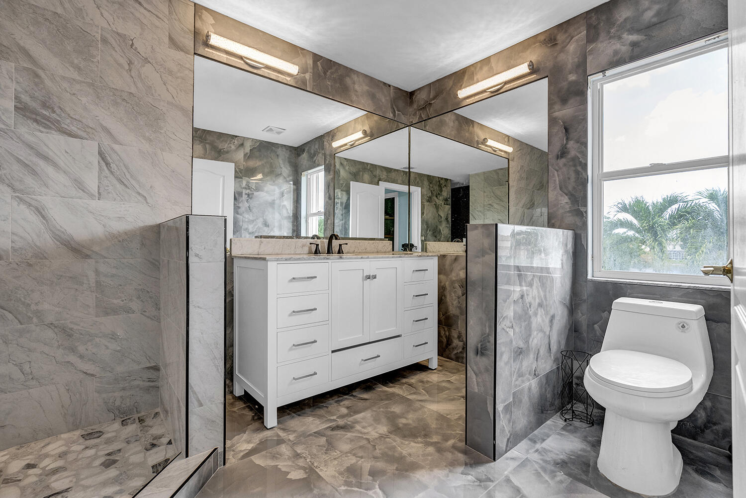 THOROUGHBRED LAKE ESTATES 2 - Residential