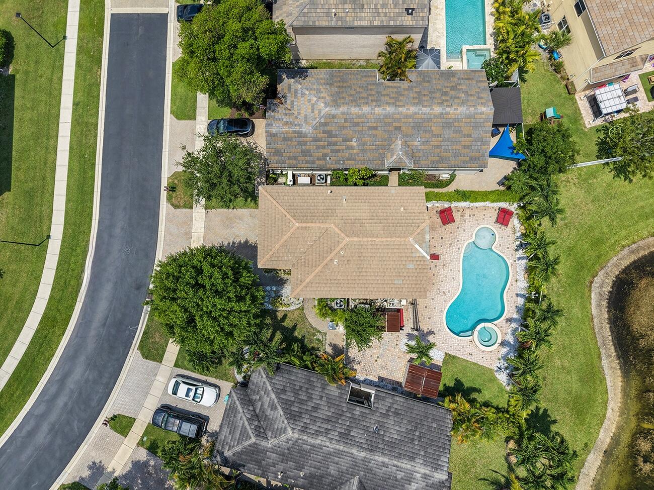 THOROUGHBRED LAKE ESTATES 2 - Residential