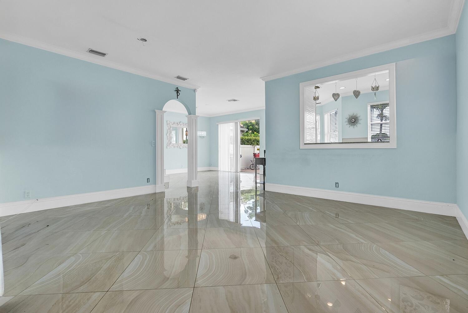 THOROUGHBRED LAKE ESTATES 2 - Residential