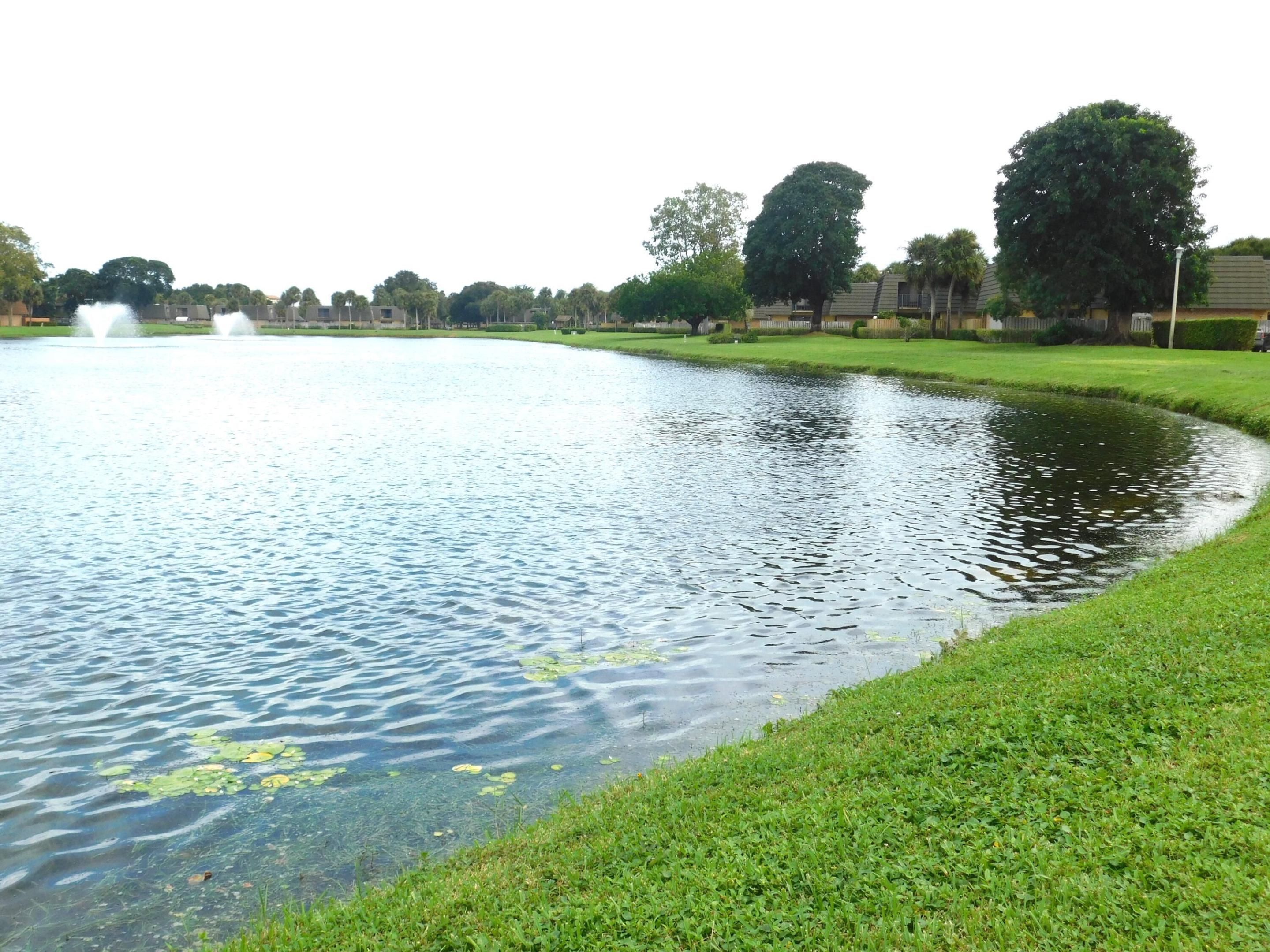 VILLAGE OF SANDALWOOD LAKES 1 - Residential
