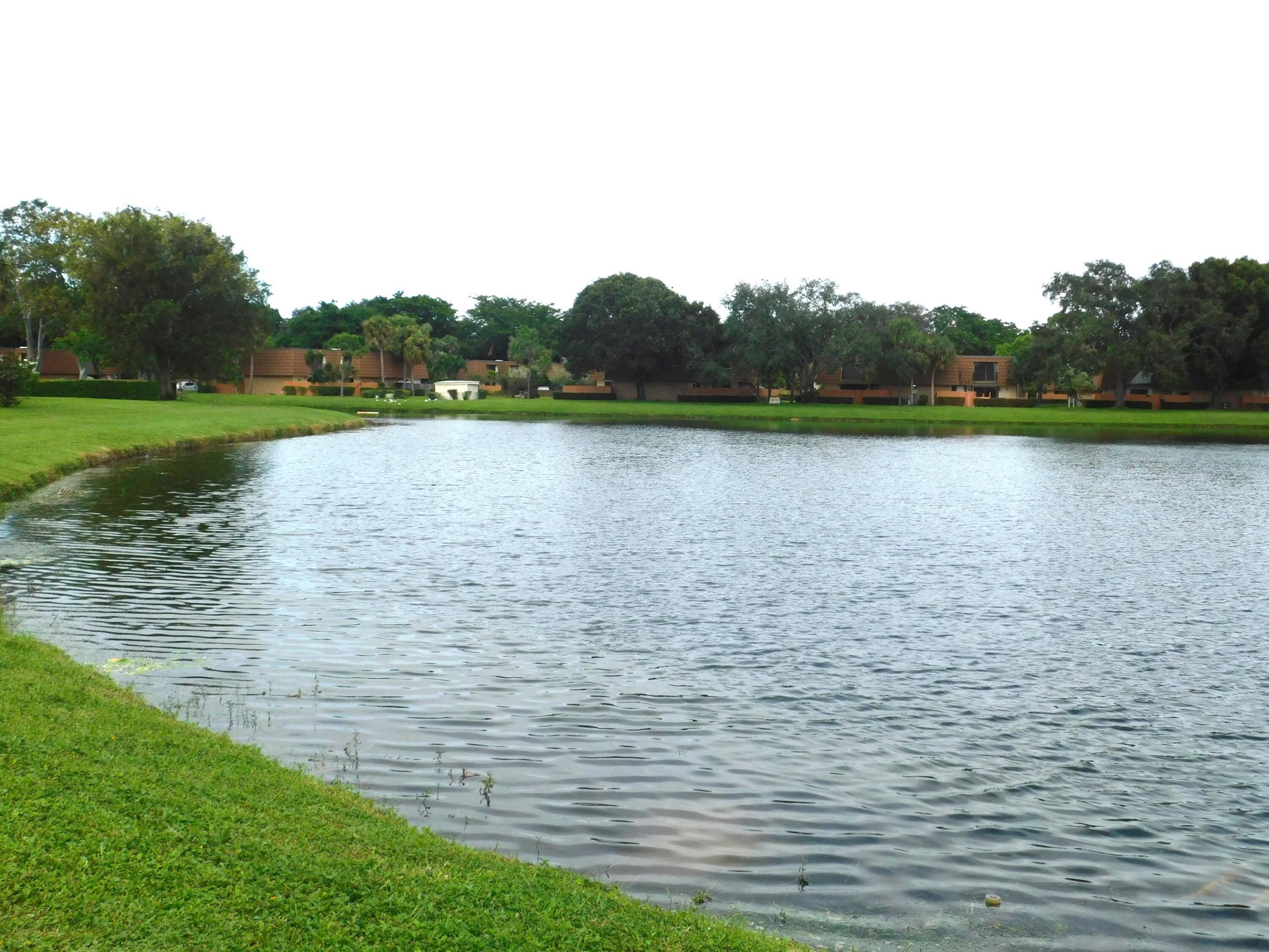 VILLAGE OF SANDALWOOD LAKES 1 - Residential