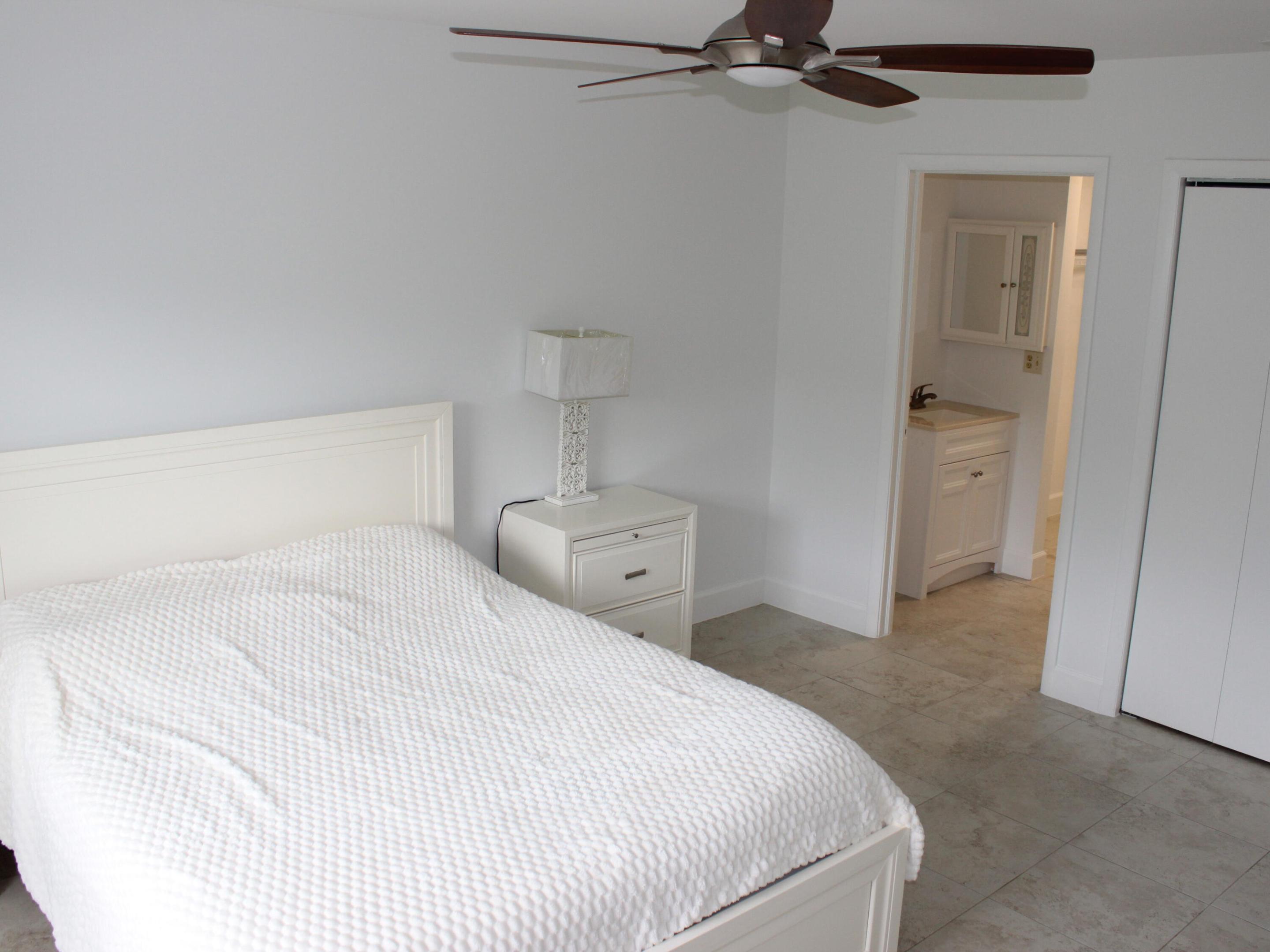 BOCA LAKES CONDO - Residential