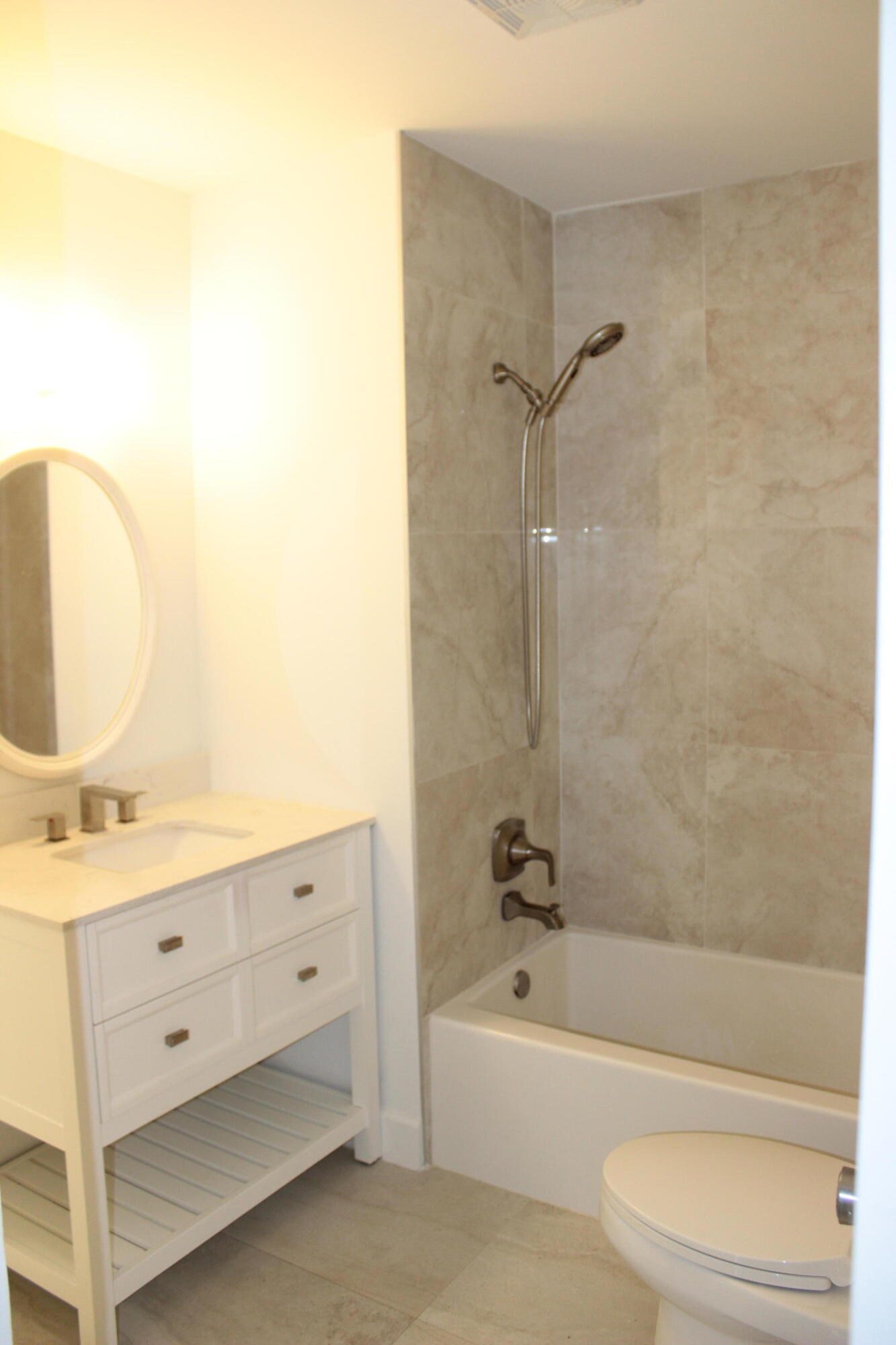 BOCA LAKES CONDO - Residential