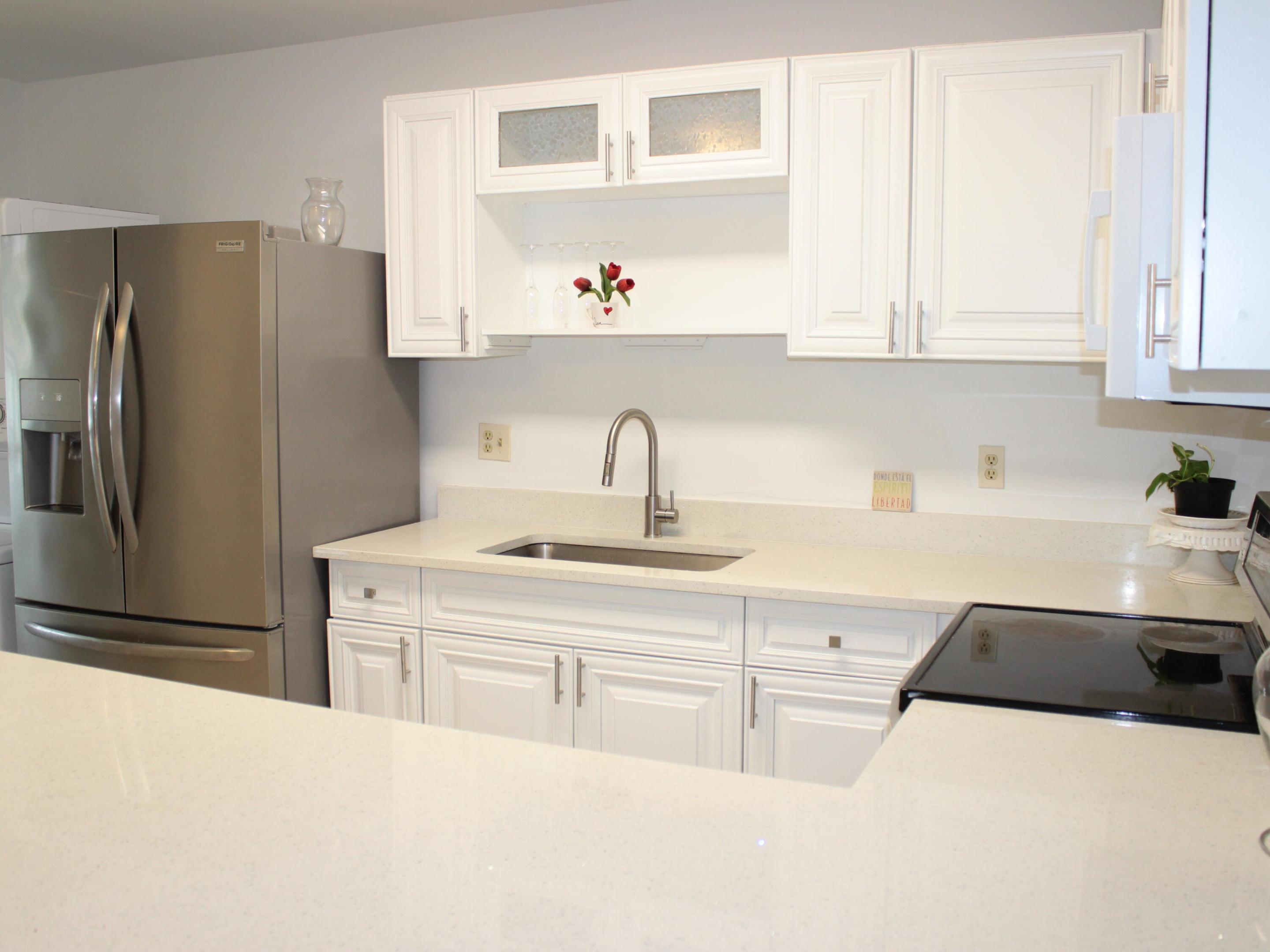BOCA LAKES CONDO - Residential