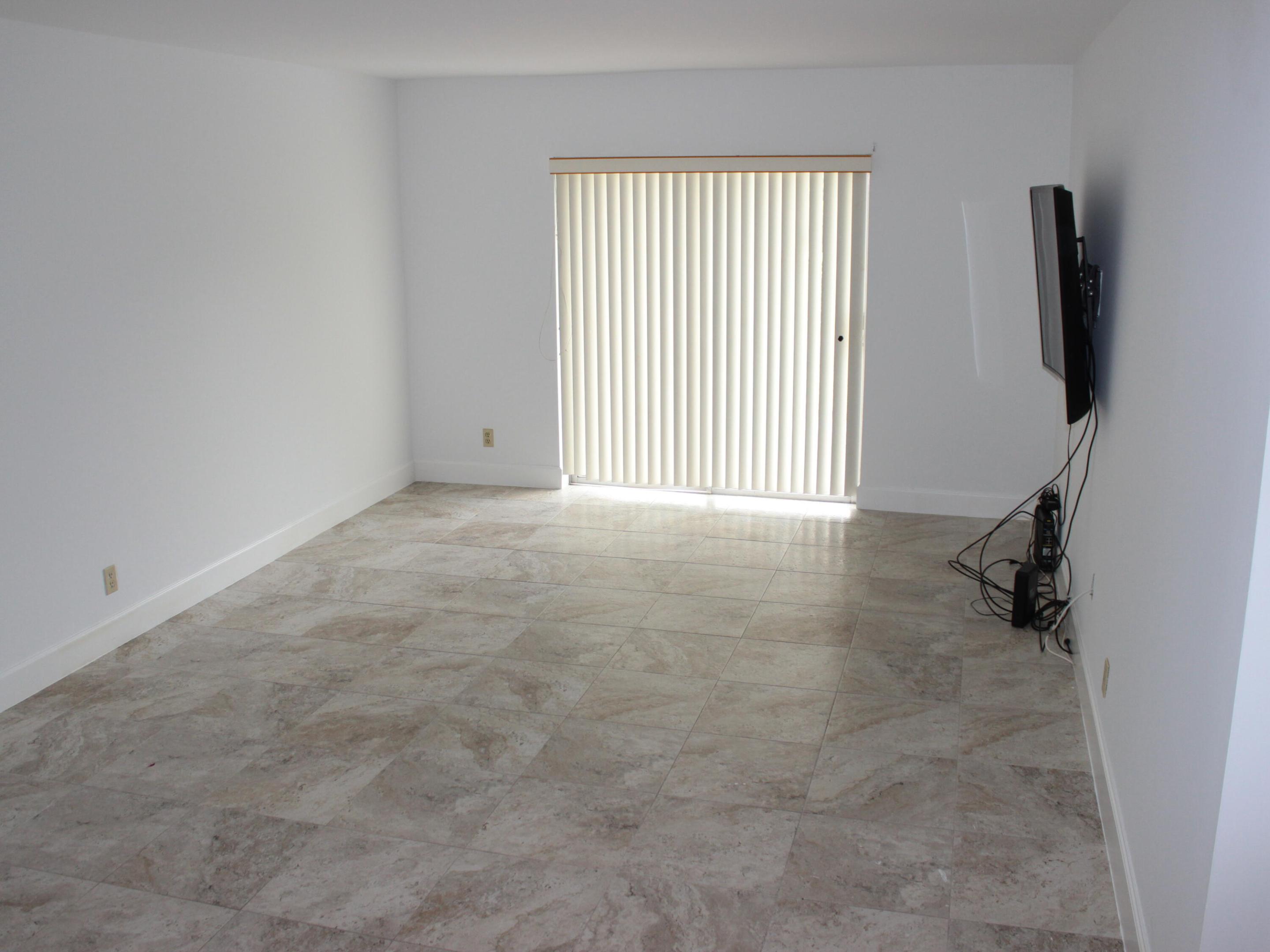 BOCA LAKES CONDO - Residential