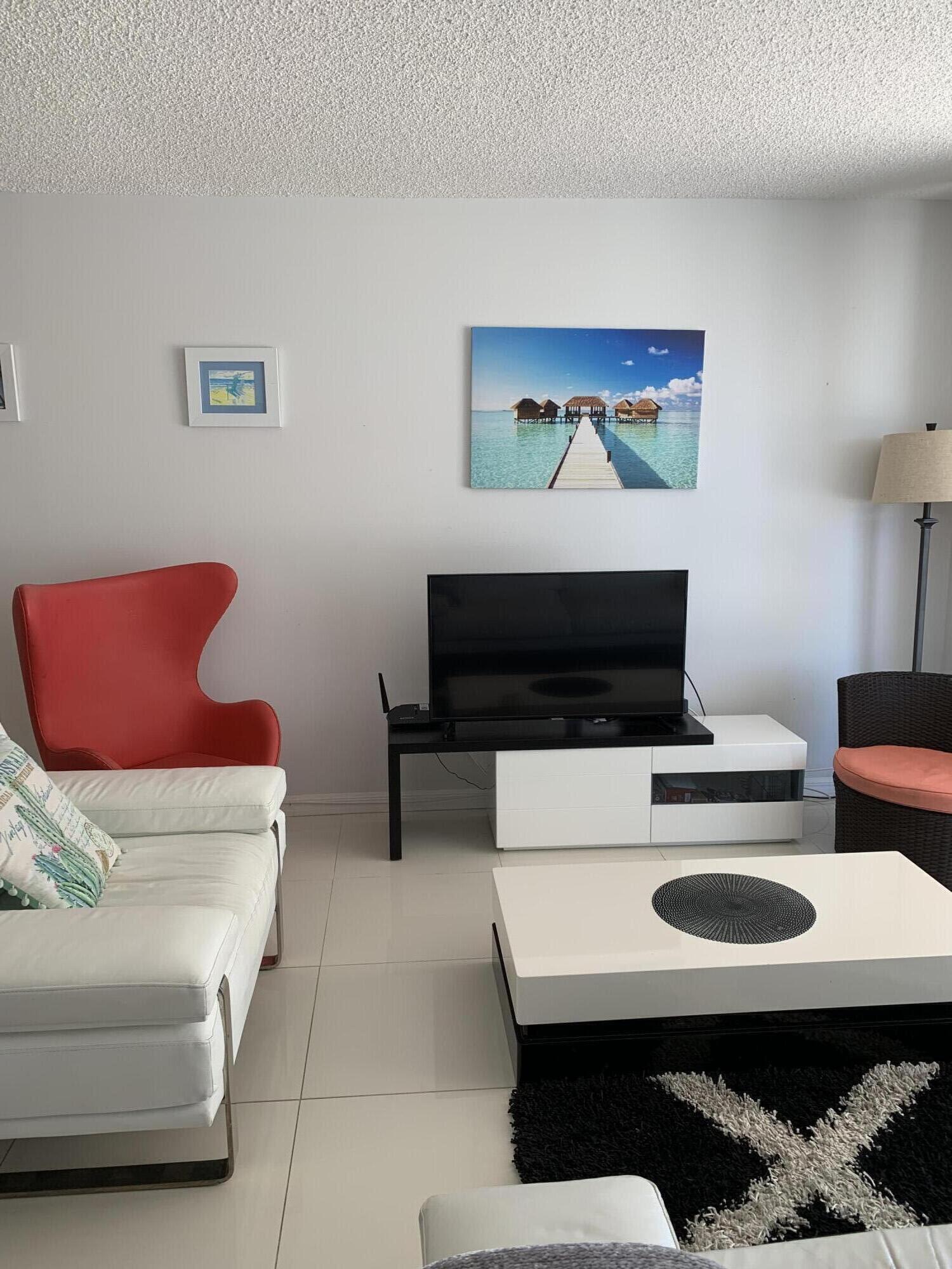 POMPANO BEACH CLUB NORTH CONDO - Residential Lease
