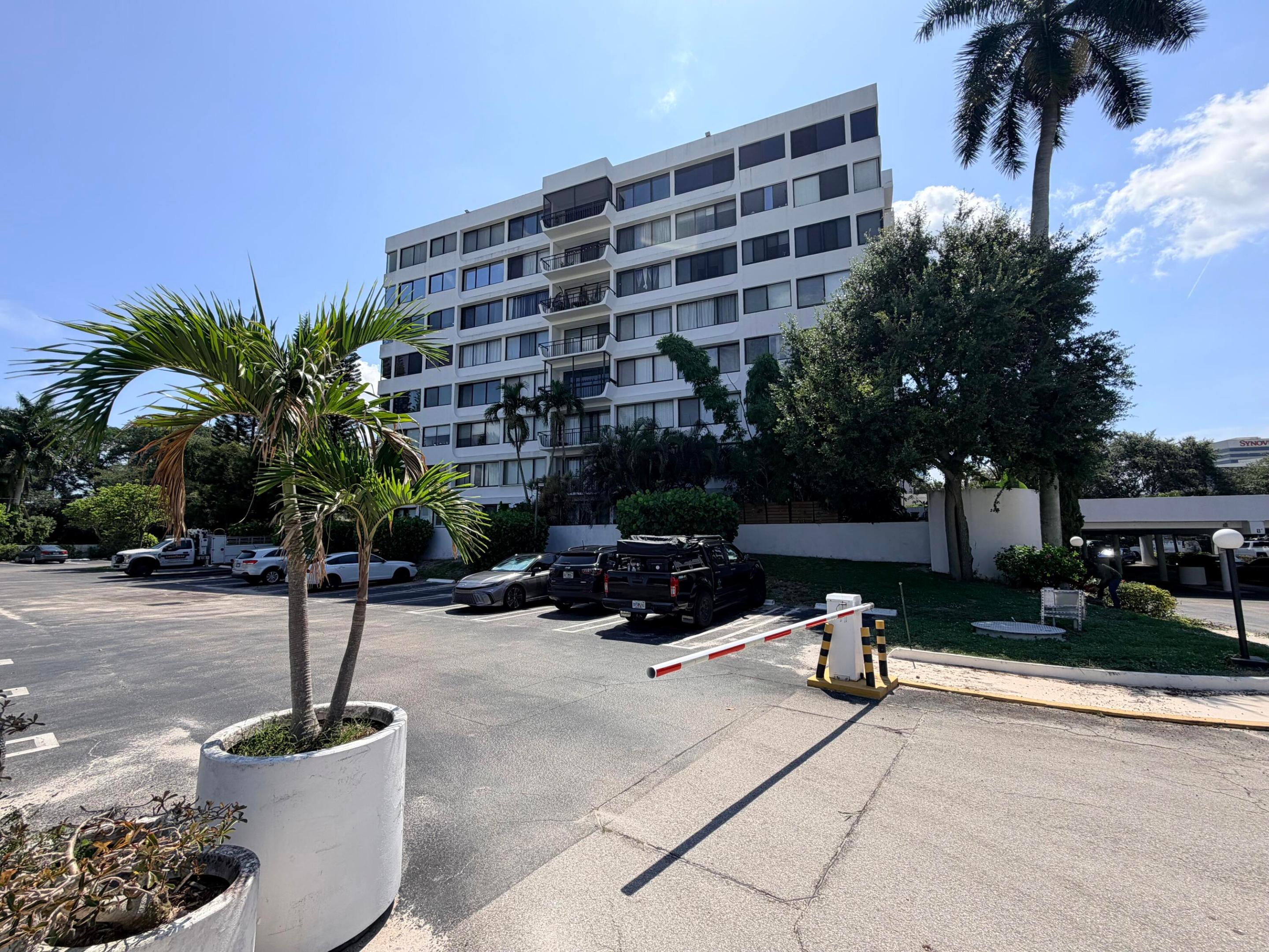 YORKTOWN CONDO - Residential