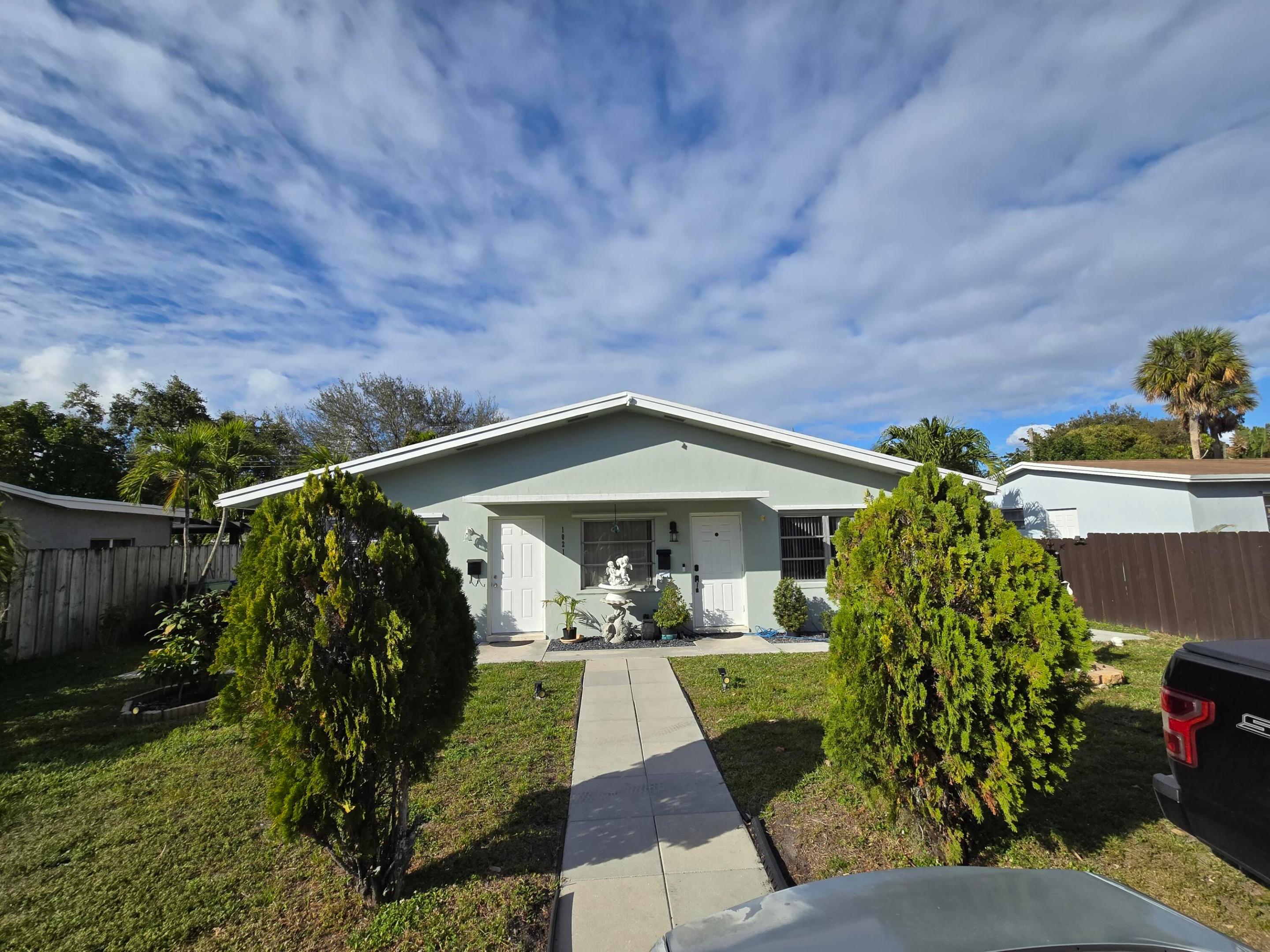 OAK GROVE - Residential Lease