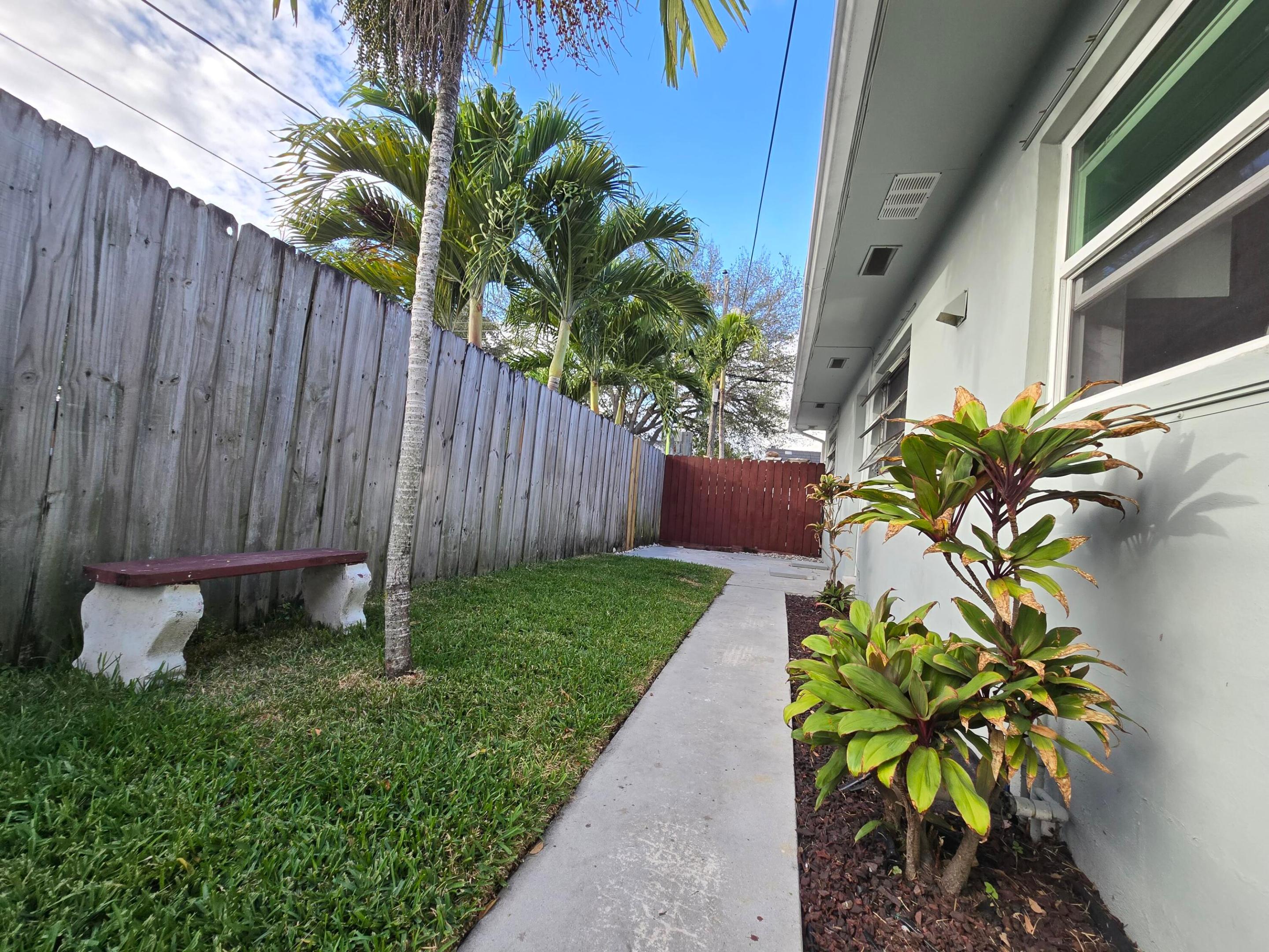 OAK GROVE - Residential Lease