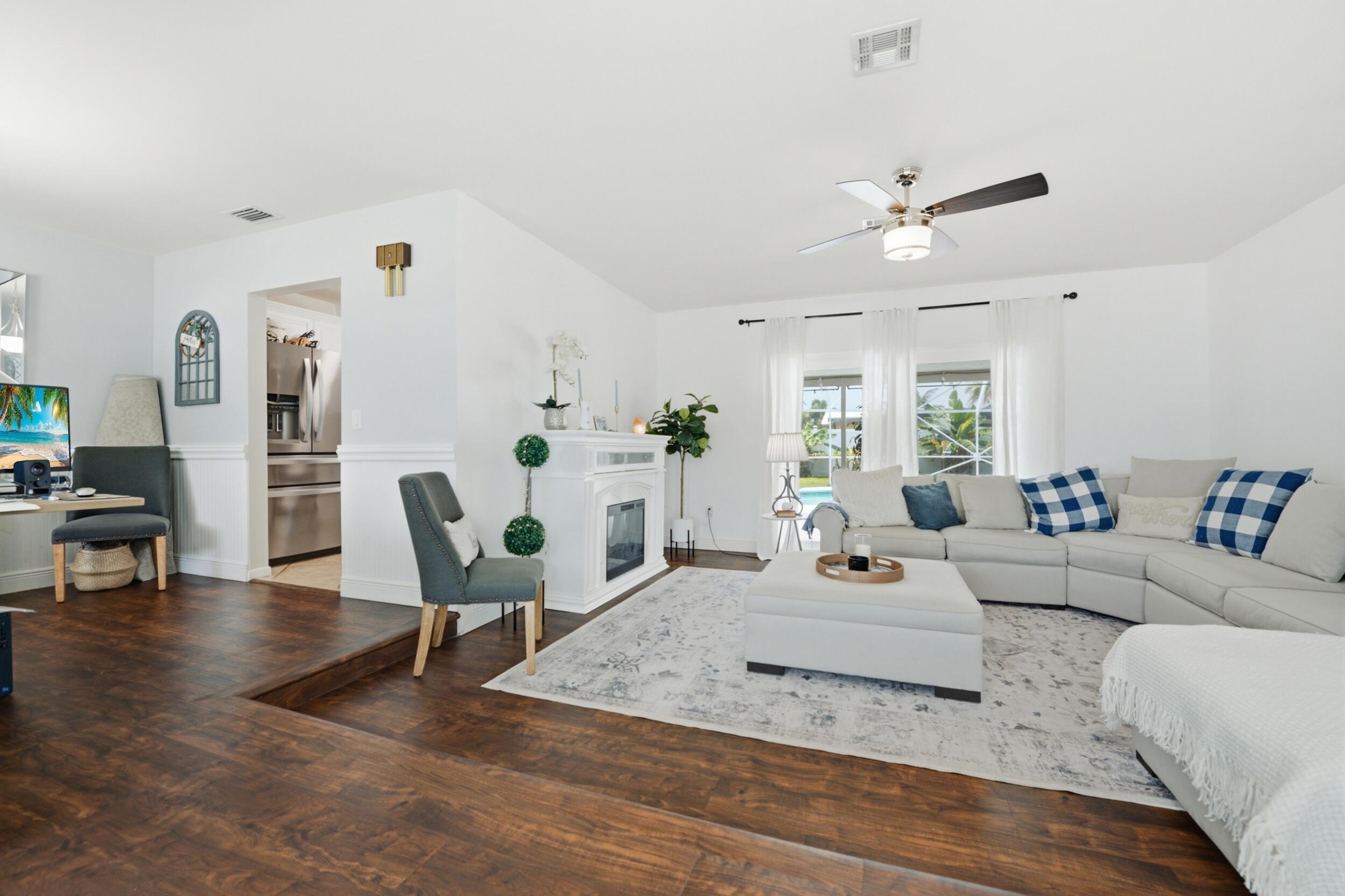 EDGEFIELD 1ST SEC - Residential
