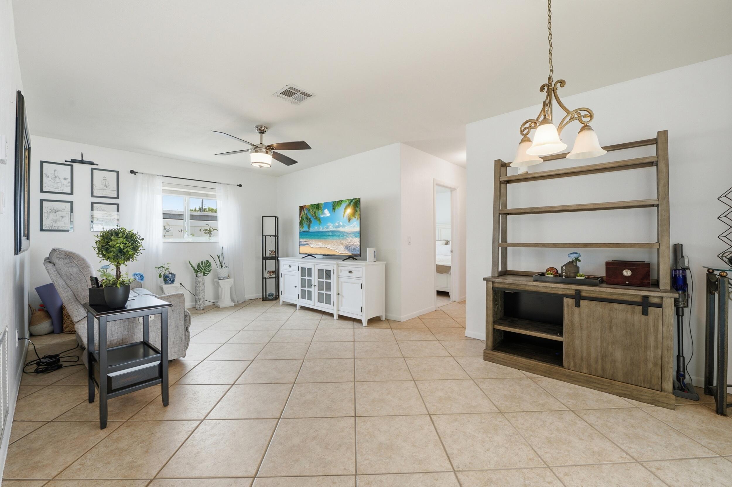 EDGEFIELD 1ST SEC - Residential