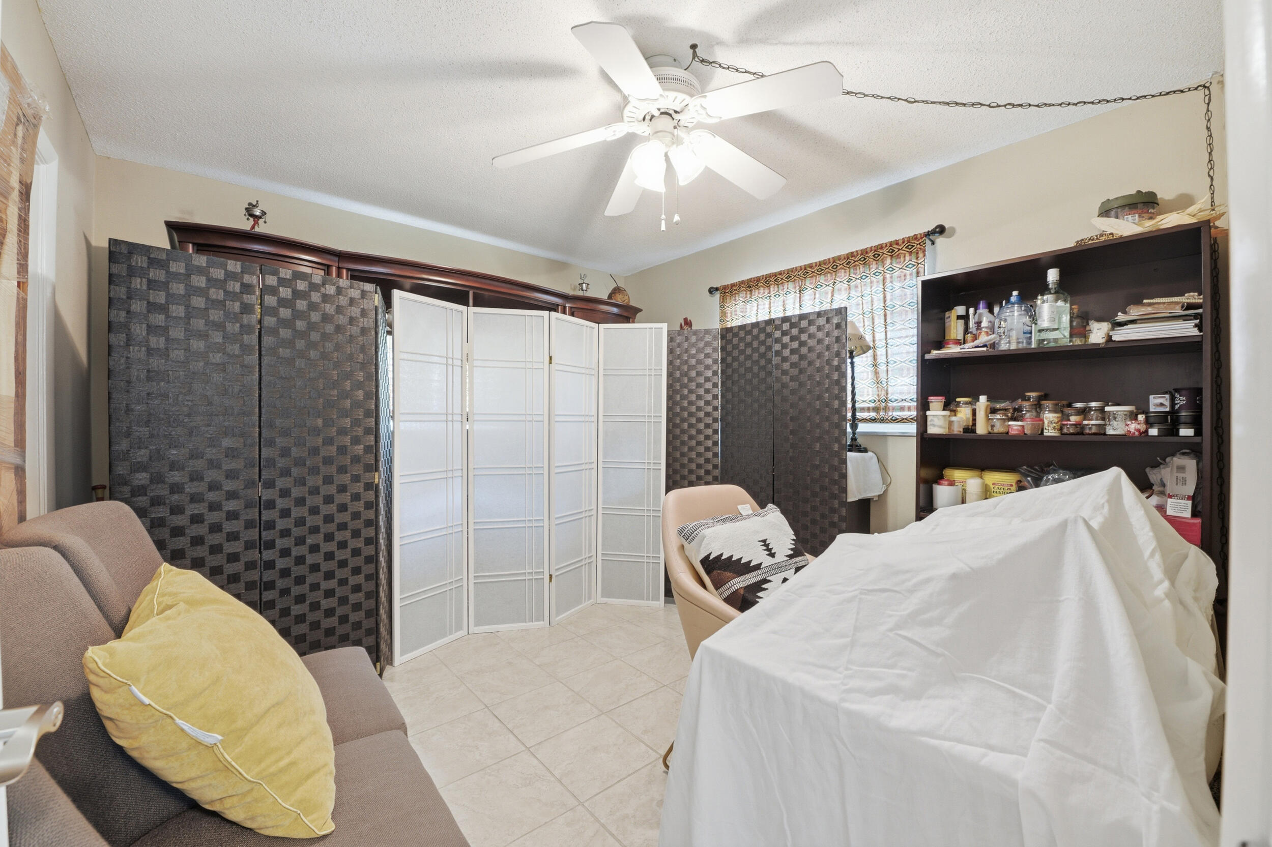 EDGEFIELD 1ST SEC - Residential