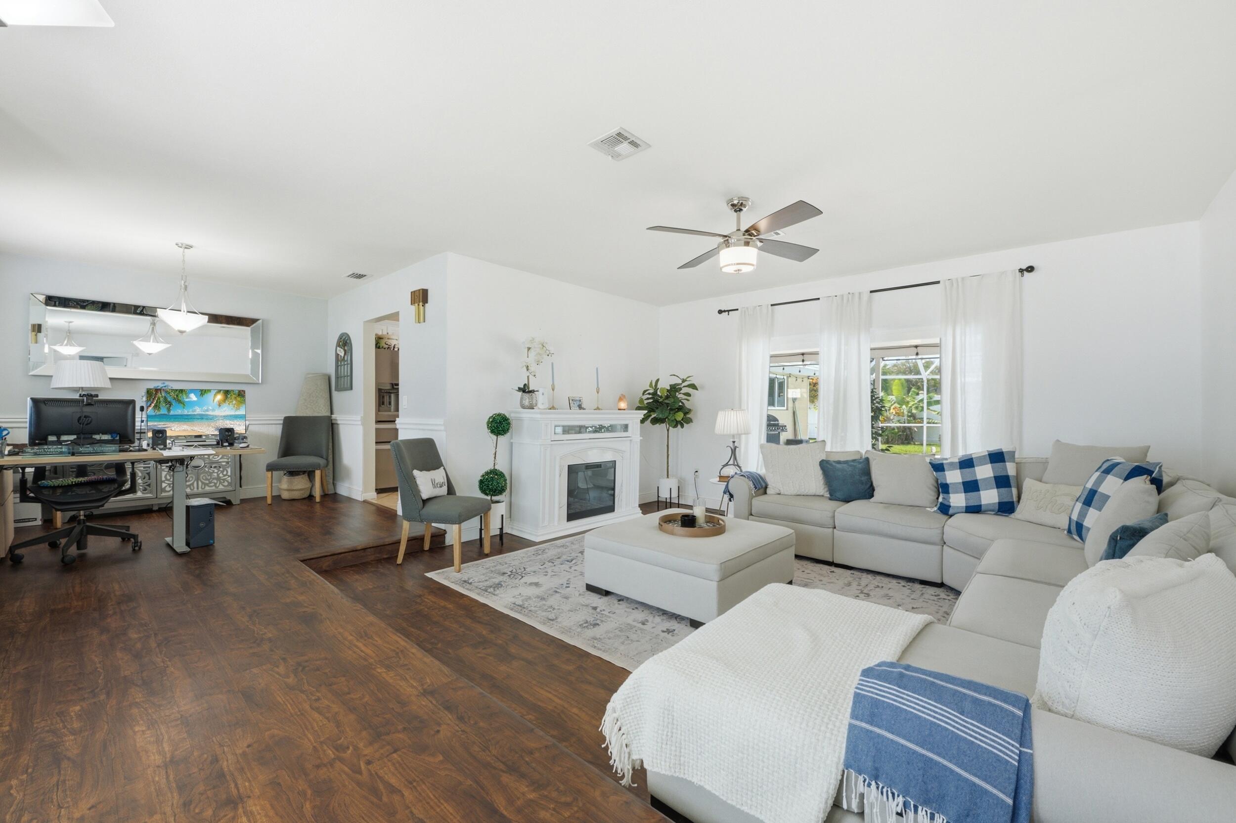 EDGEFIELD 1ST SEC - Residential