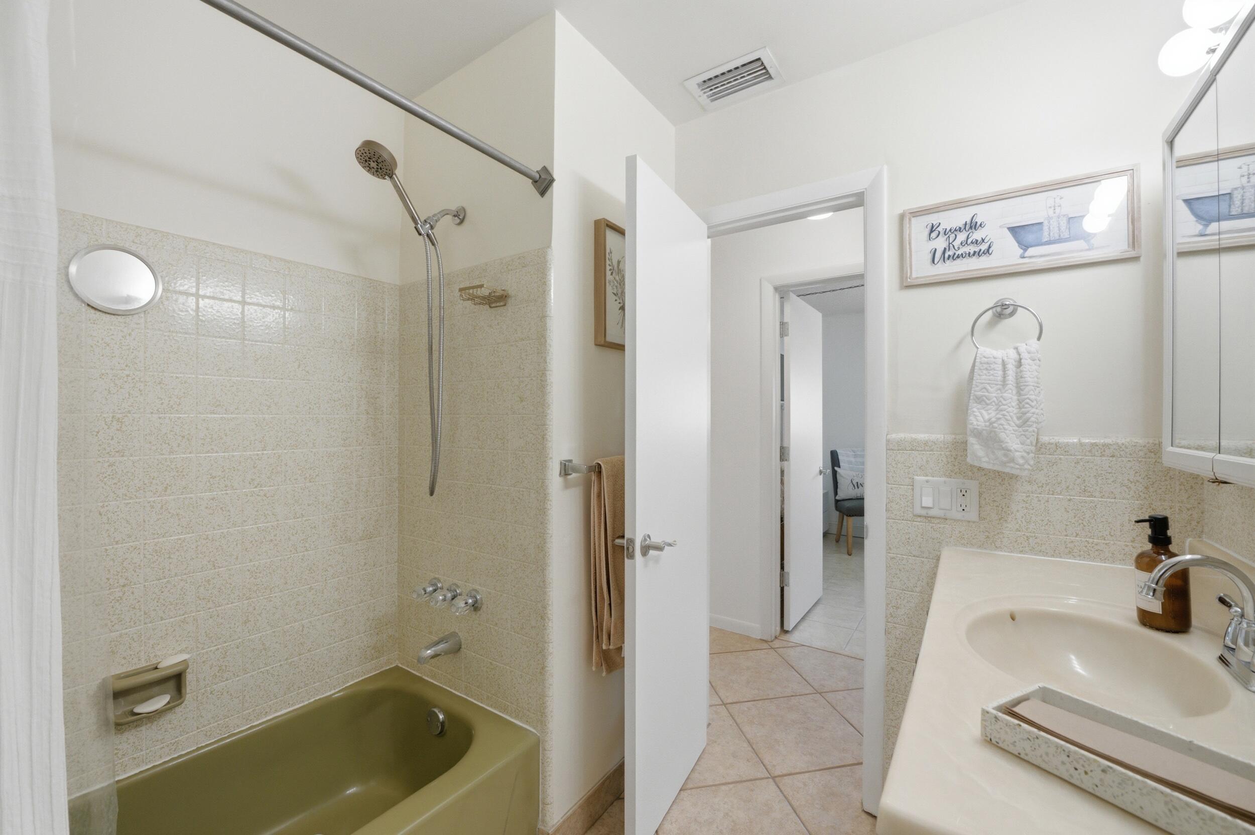 EDGEFIELD 1ST SEC - Residential