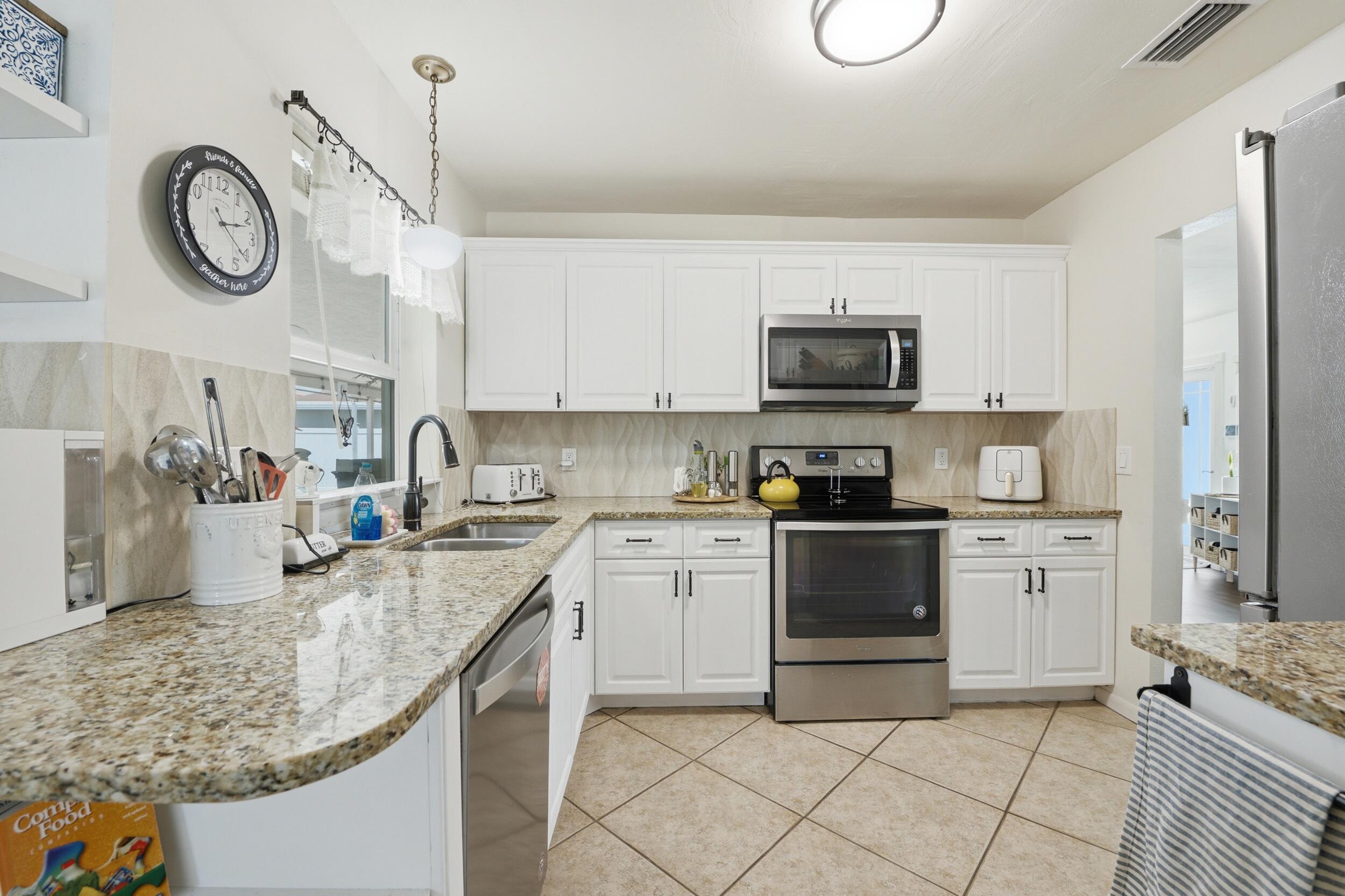 EDGEFIELD 1ST SEC - Residential