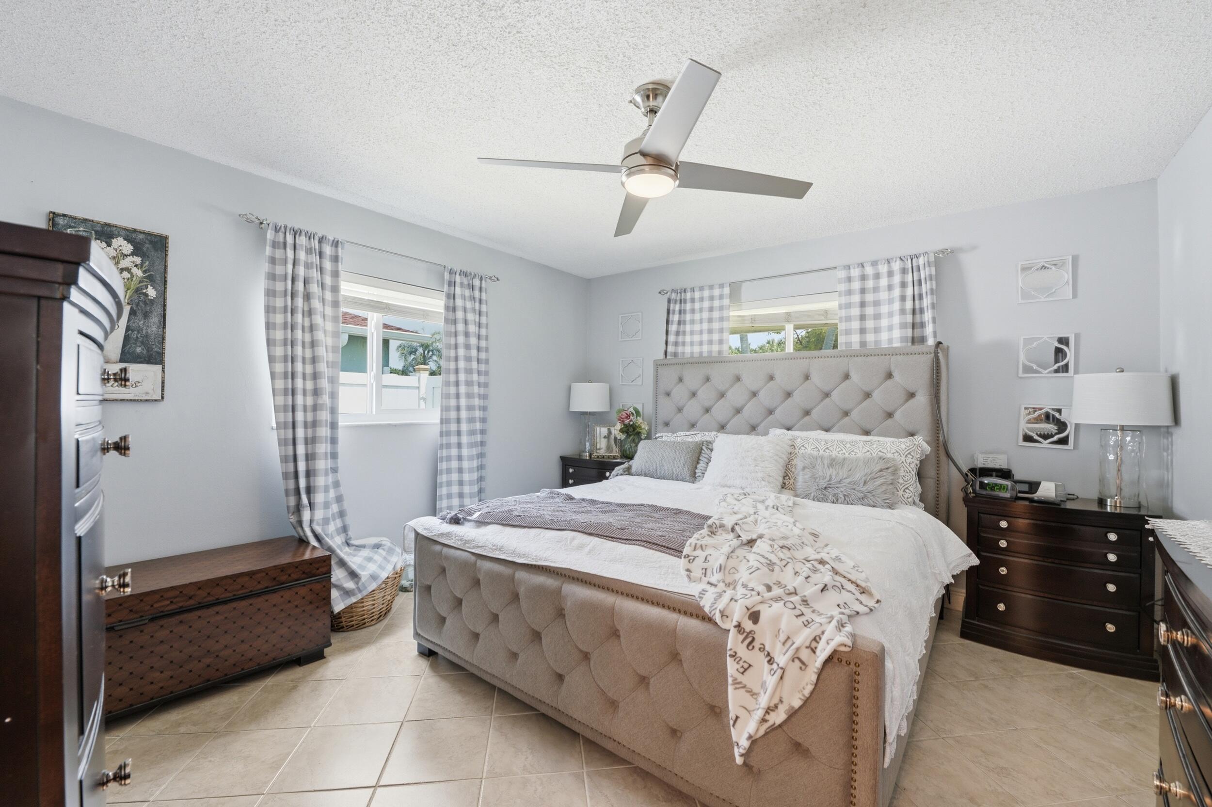 EDGEFIELD 1ST SEC - Residential