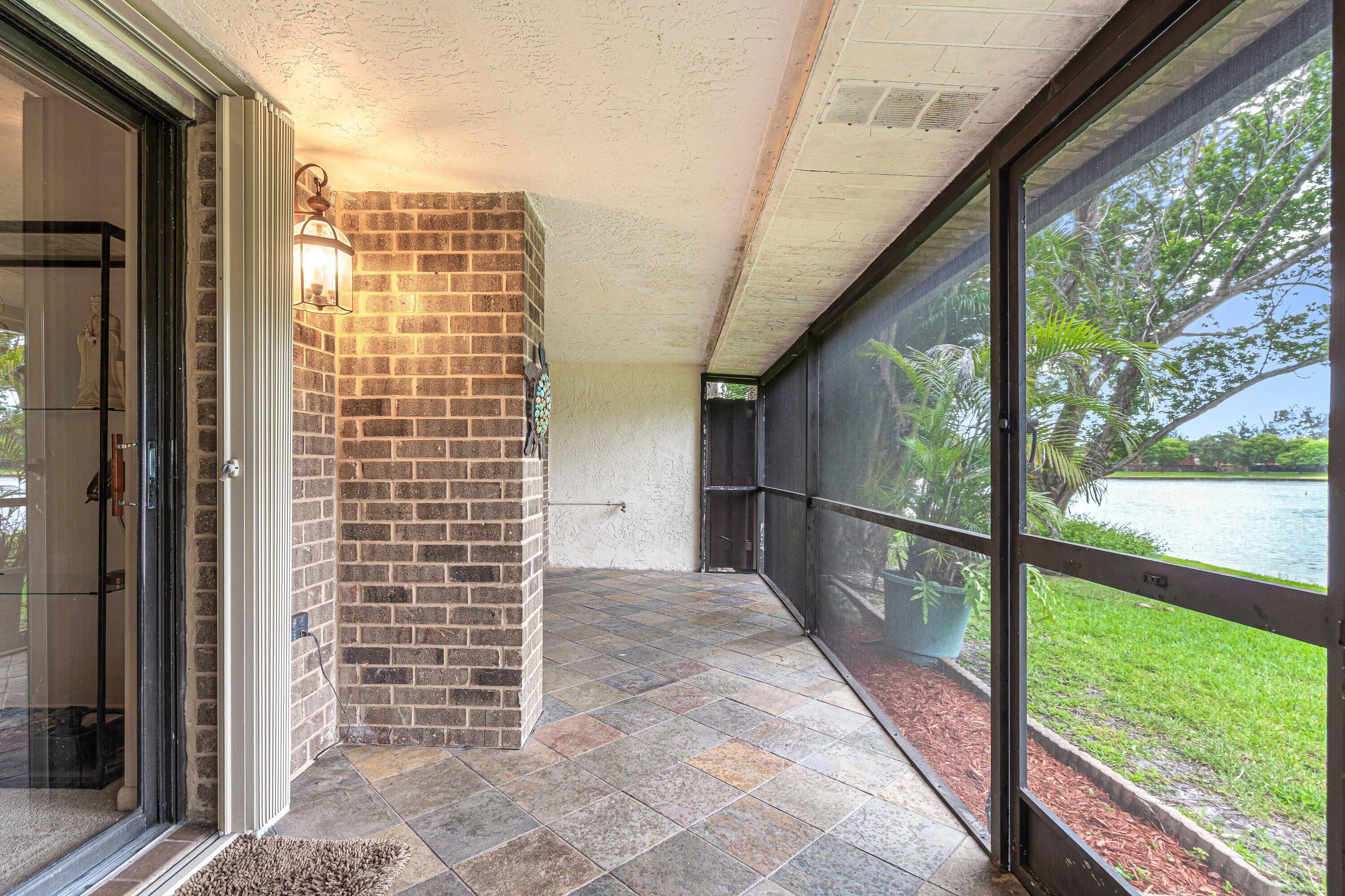 WOODVILLE - Residential