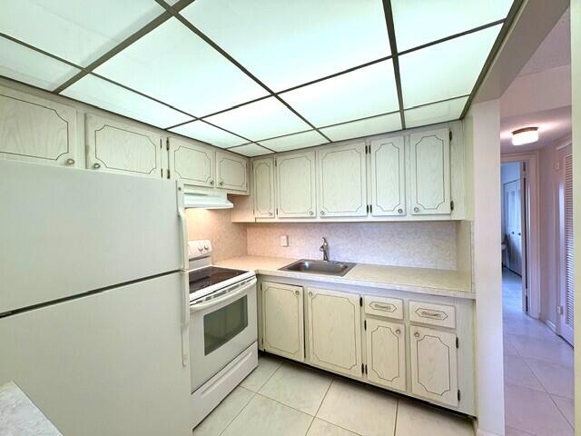 WINDSOR CONDOS - Residential