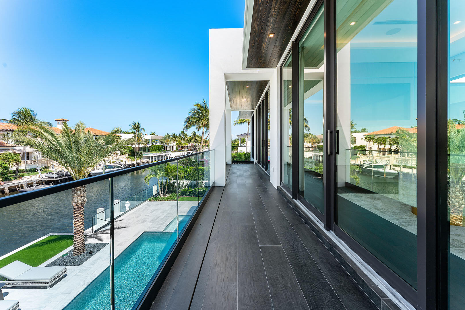 ROYAL PALM YACHT & COUNTRY CLUB - Residential