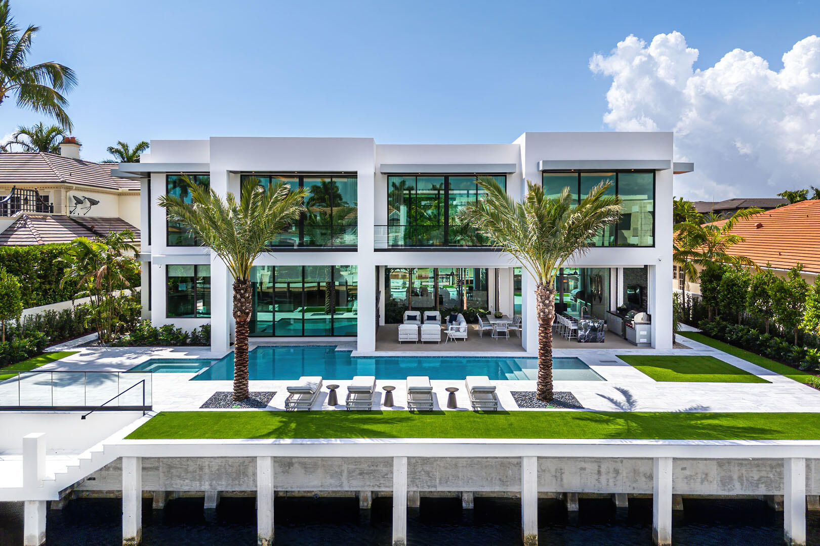 ROYAL PALM YACHT & COUNTRY CLUB - Residential