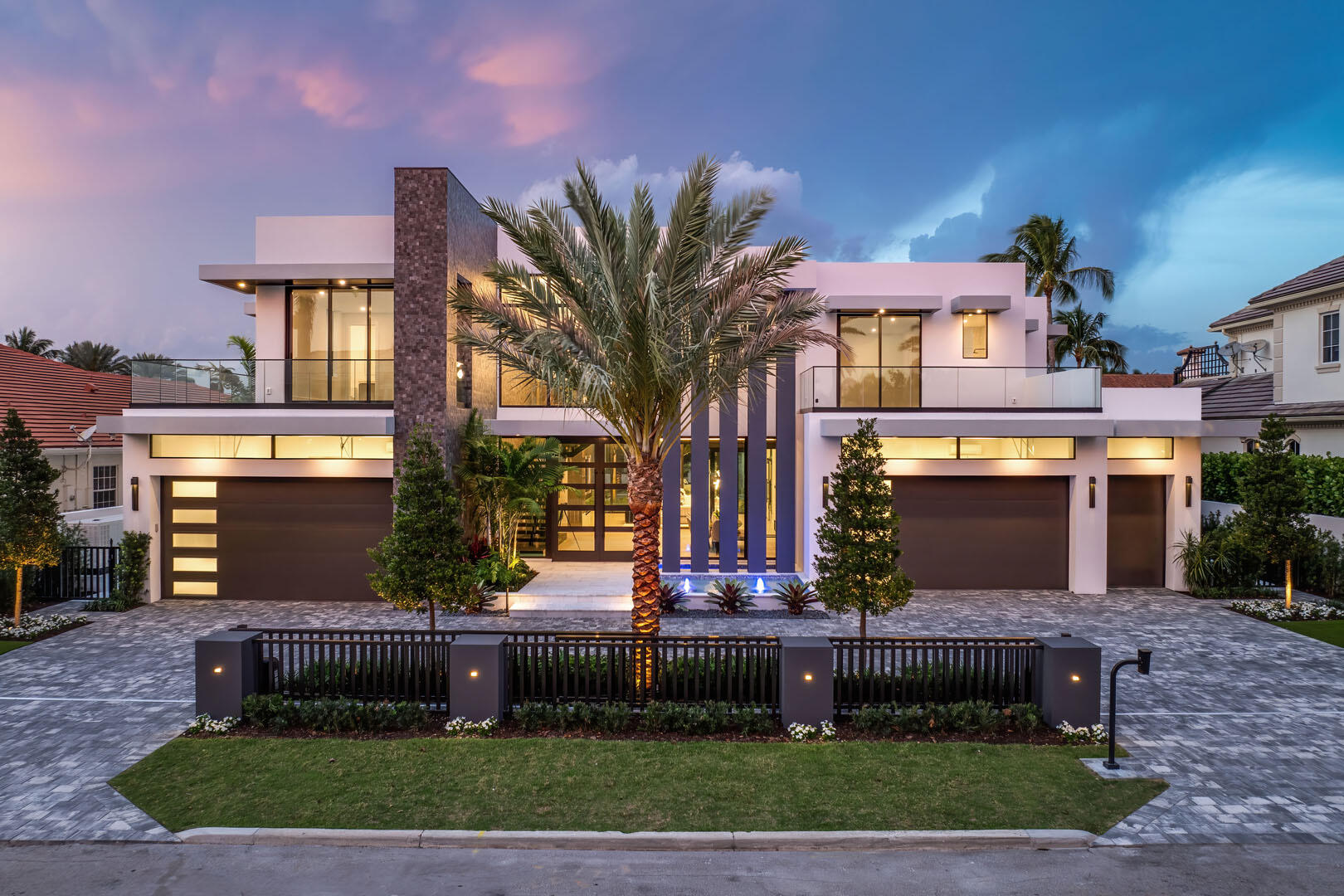 ROYAL PALM YACHT & COUNTRY CLUB - Residential