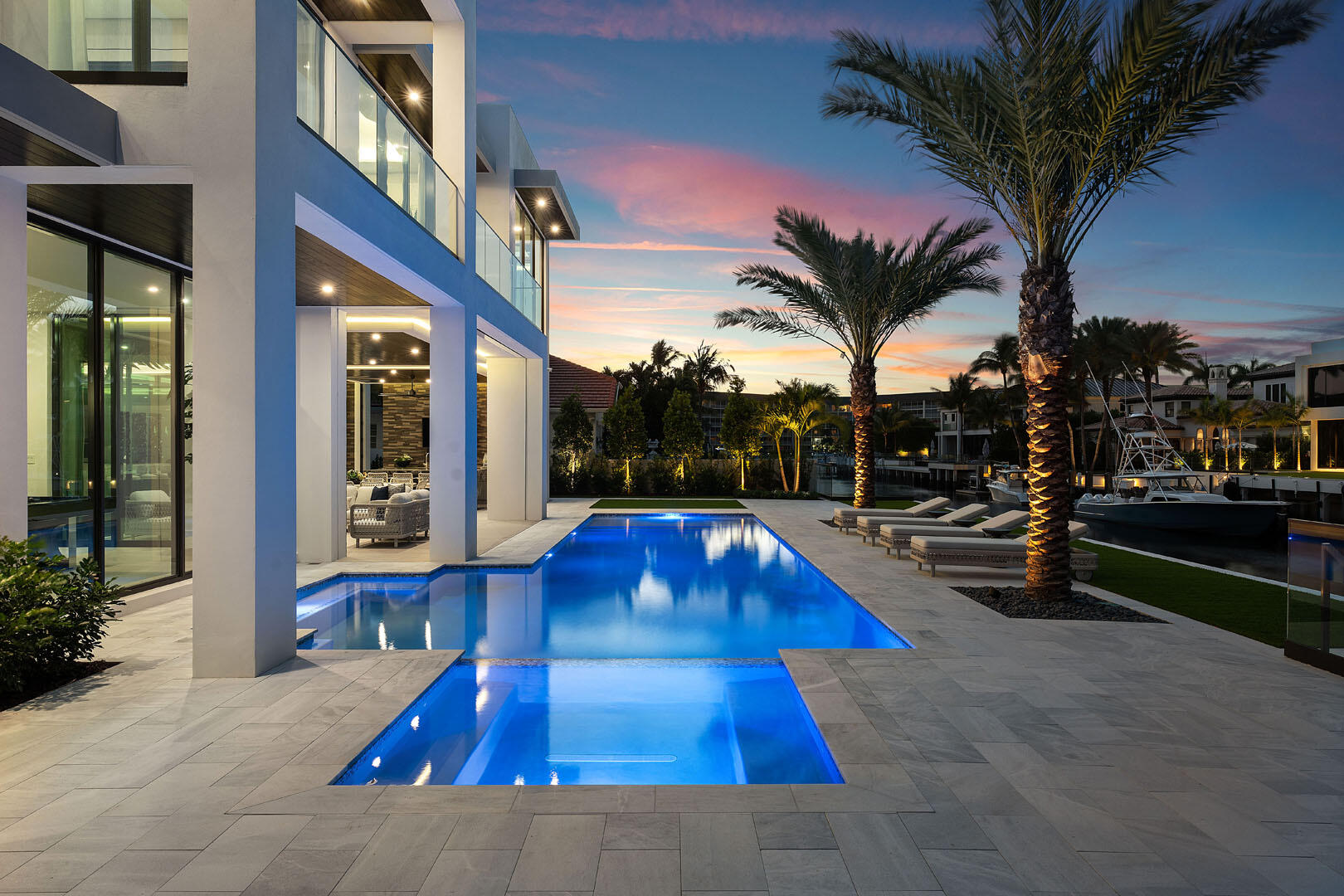 ROYAL PALM YACHT & COUNTRY CLUB - Residential