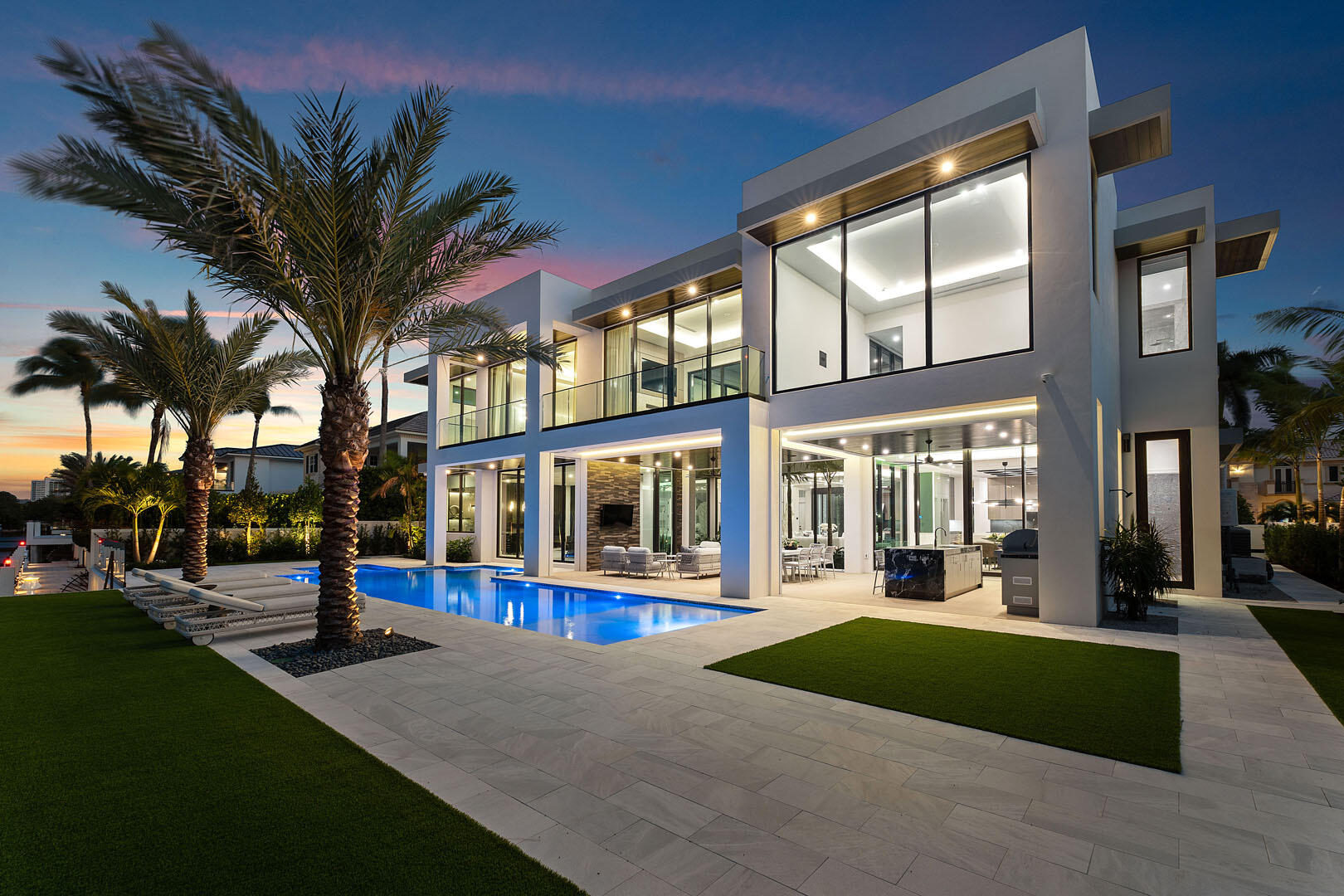 ROYAL PALM YACHT & COUNTRY CLUB - Residential