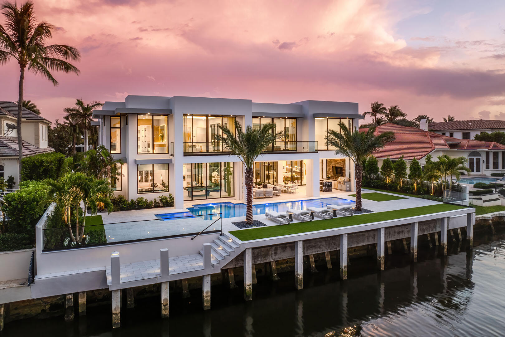ROYAL PALM YACHT & COUNTRY CLUB - Residential