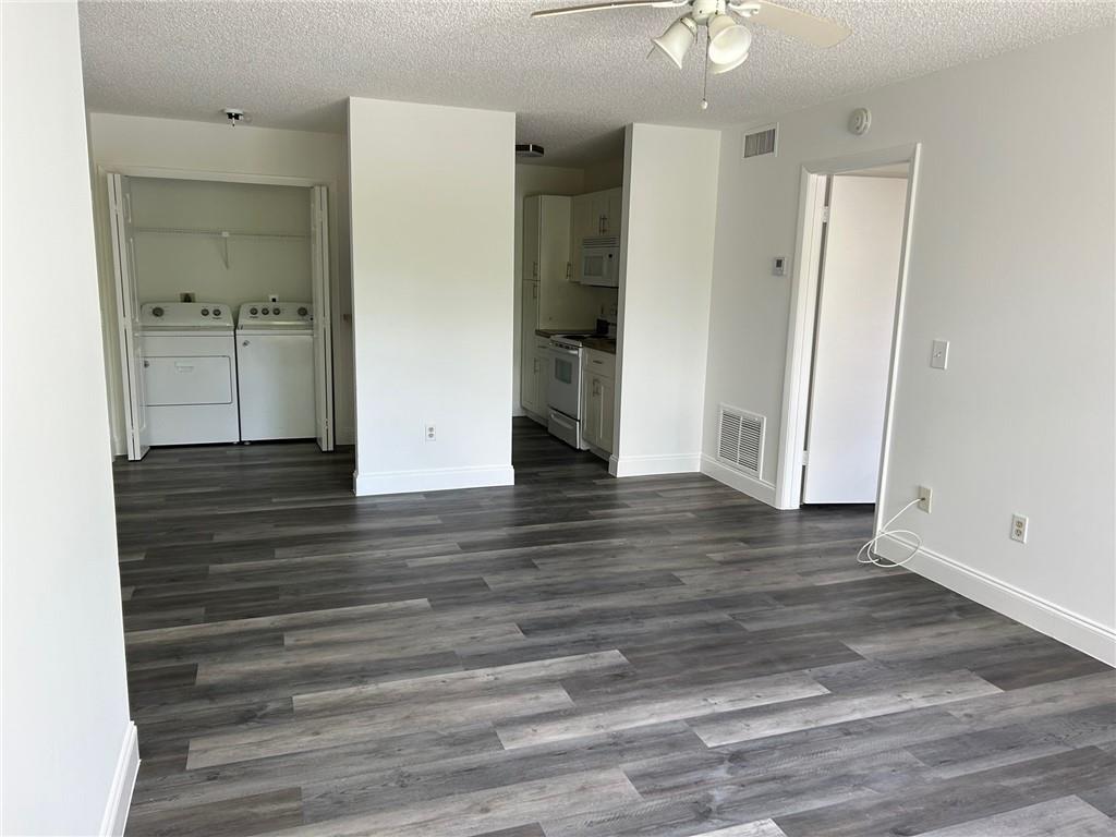 PALM AIRE GARDENS - Residential