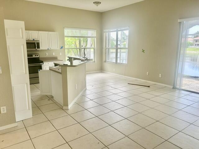 LAKES AT PARKLAND - Residential