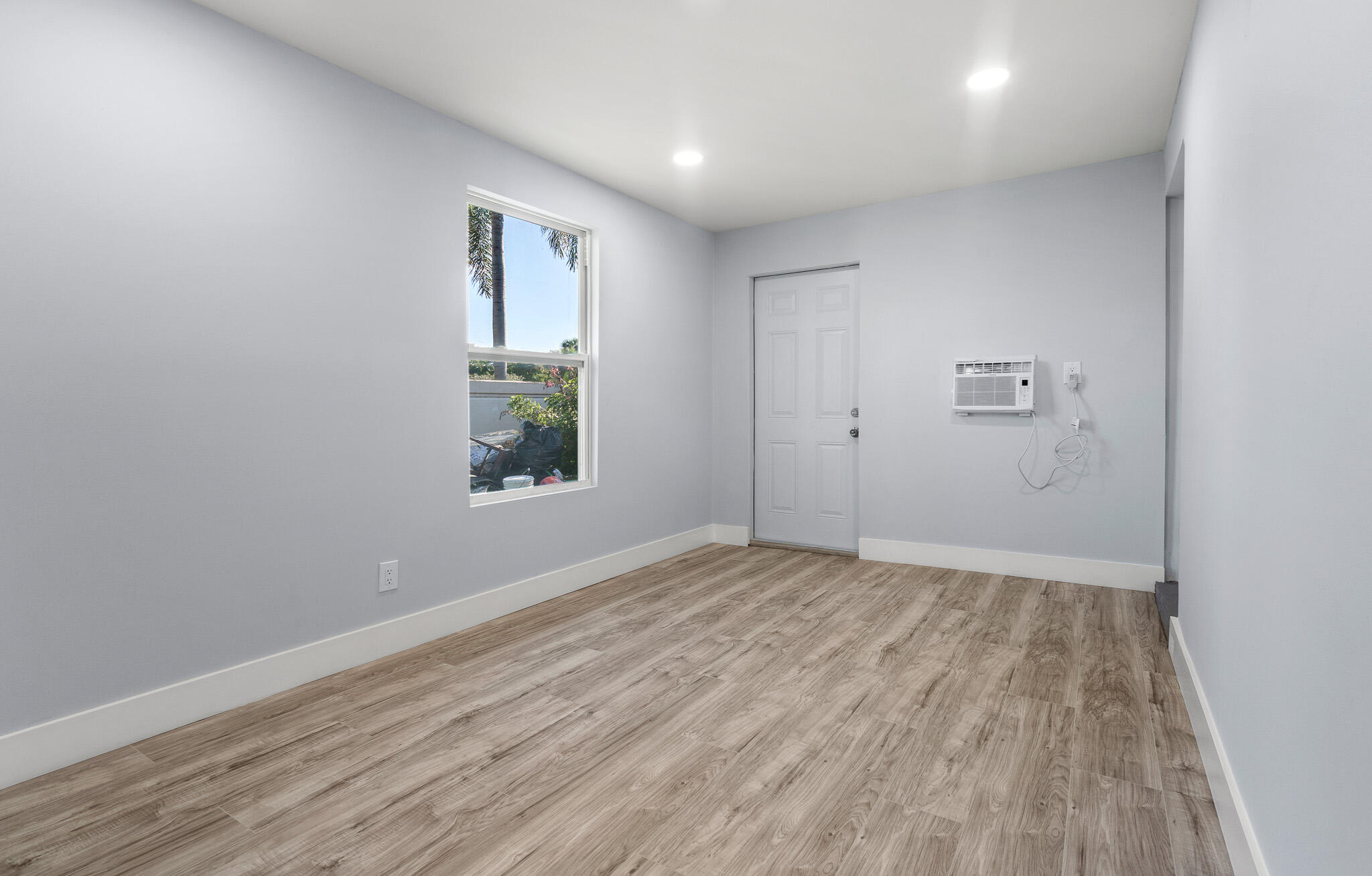 TAMARAC LAKES SOUTH - Residential