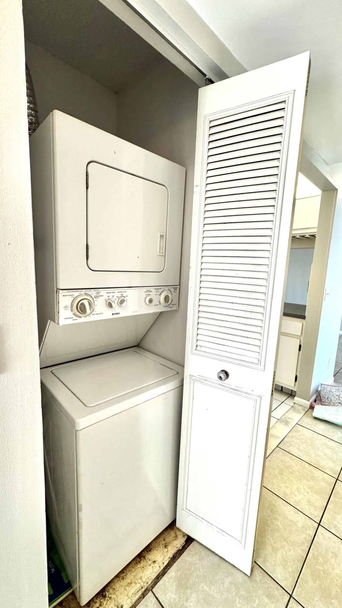 PALM CLUB VILLAGE I CONDO - Residential