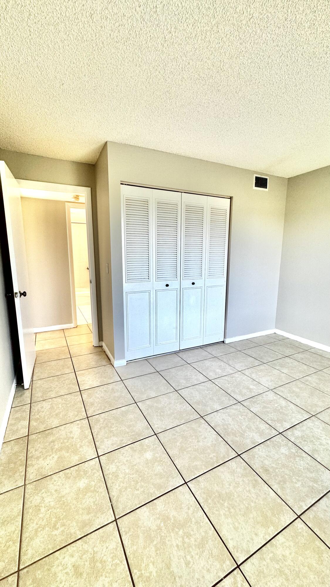 PALM CLUB VILLAGE I CONDO - Residential