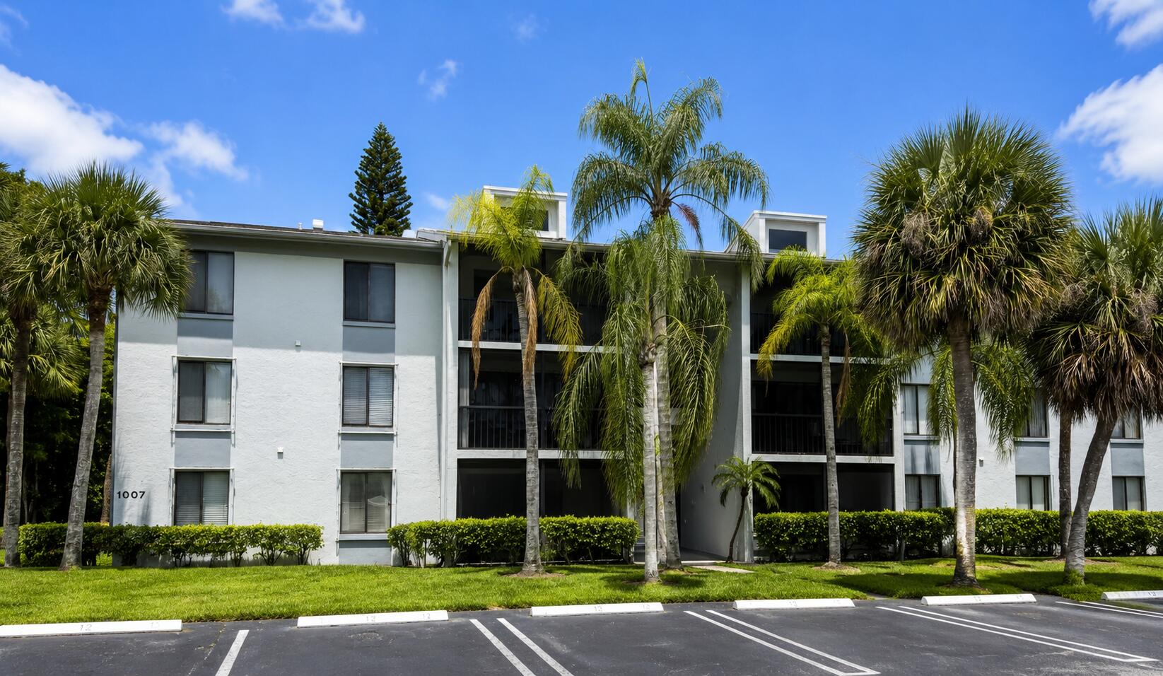 PALM CLUB VILLAGE I CONDO - Residential