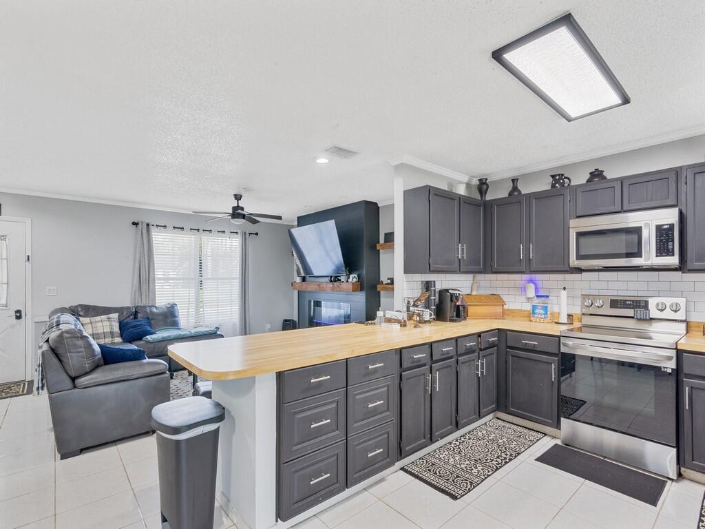 PORT ST LUCIE SECTION 3 - Residential