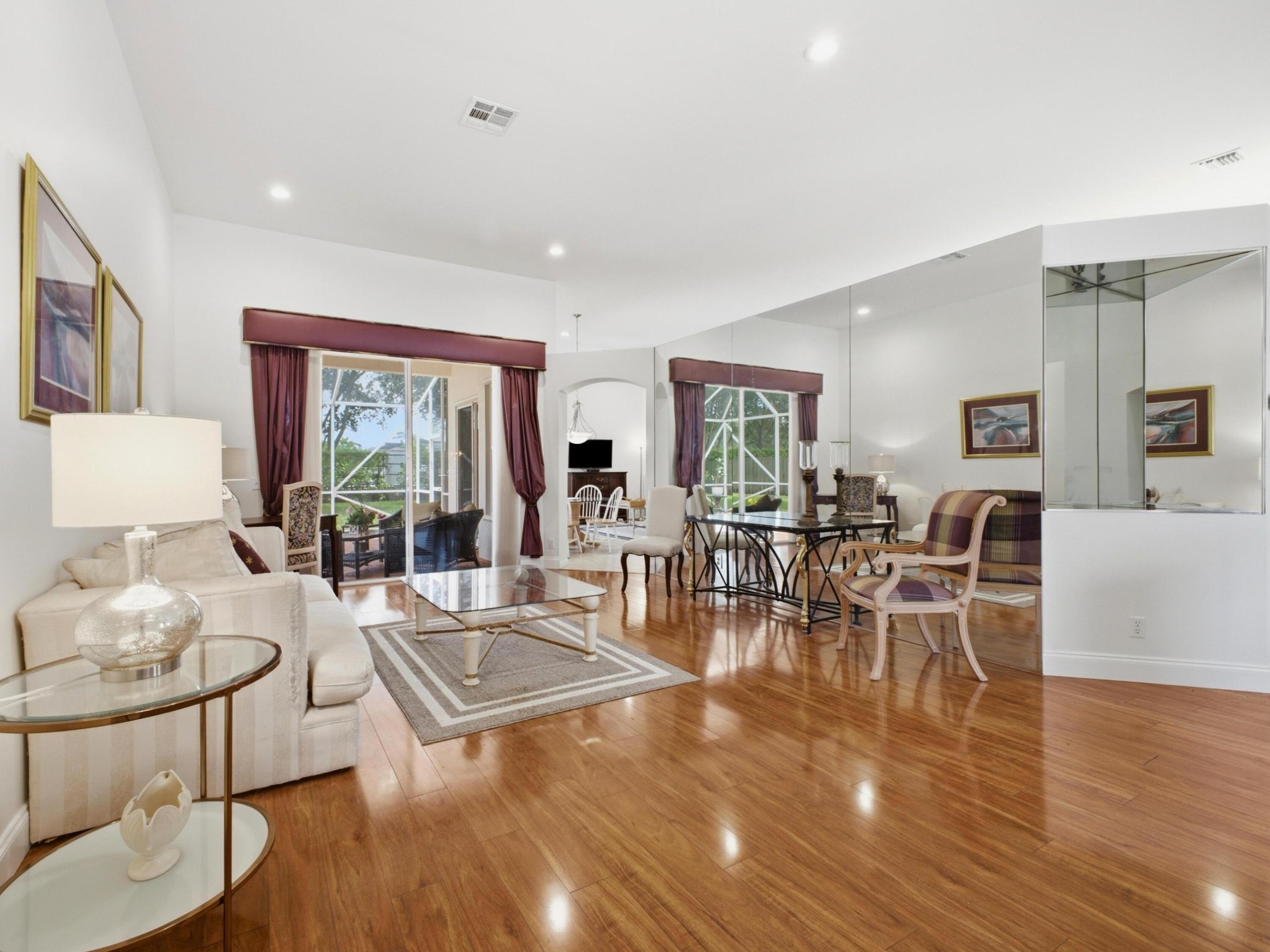 REGENCY LAKE ESTATES - Residential Lease
