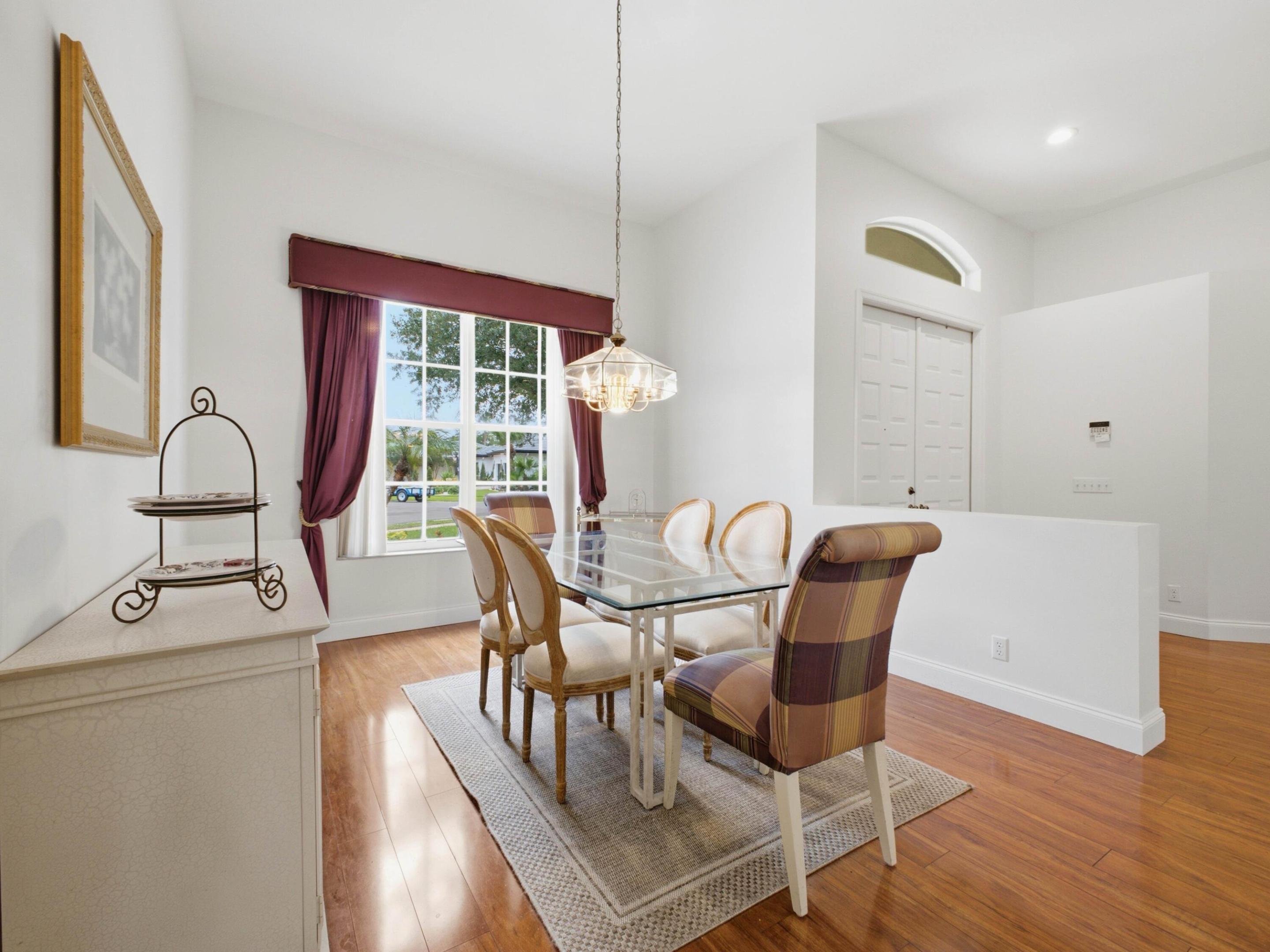 REGENCY LAKE ESTATES - Residential Lease