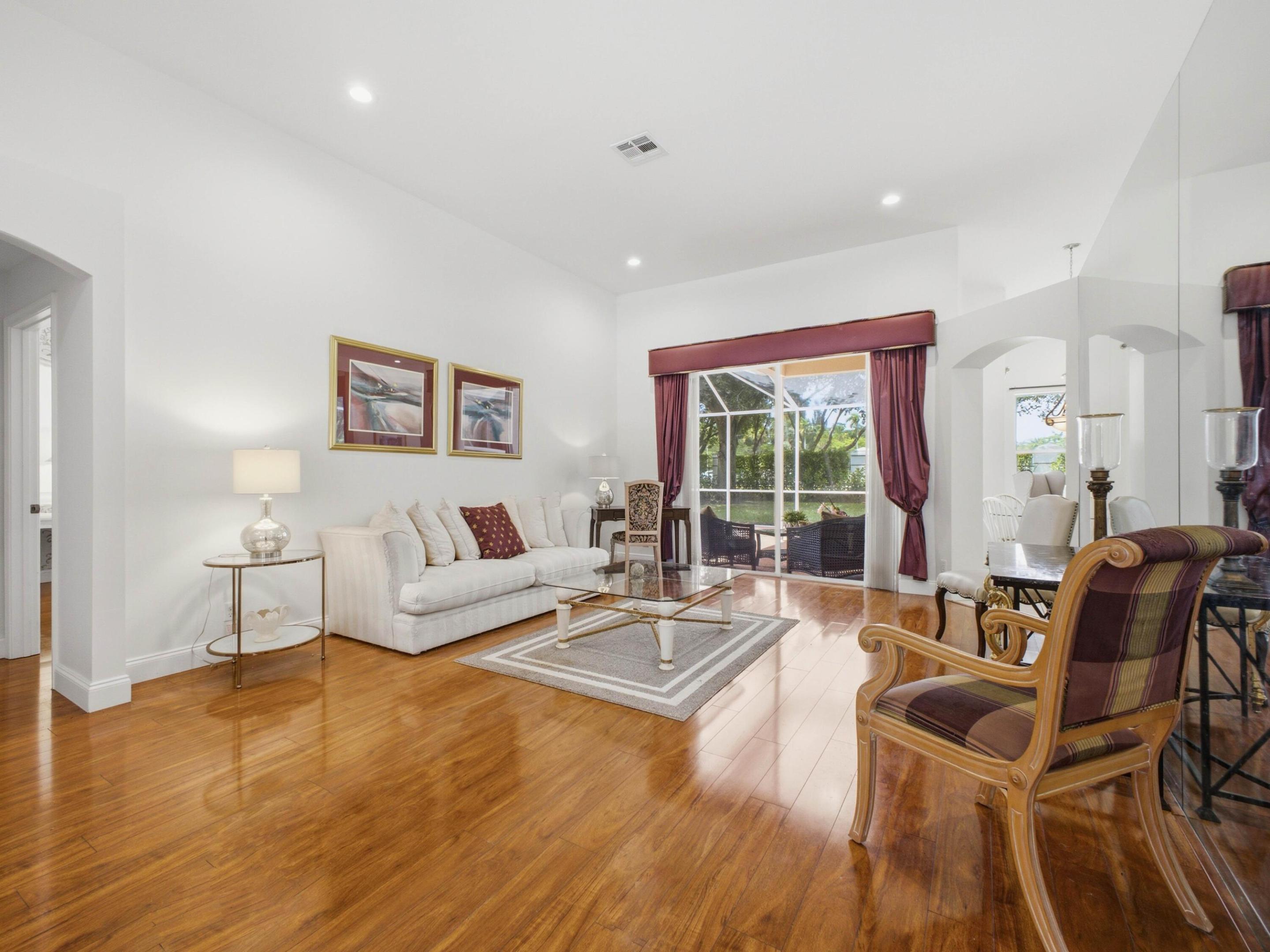 REGENCY LAKE ESTATES - Residential Lease