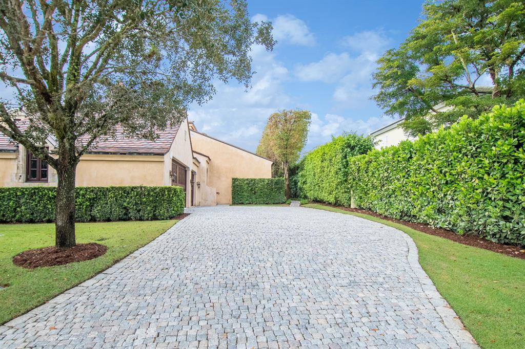 BRIDLE PATH OF P B POLO & COUNTRY CLUB - Residential