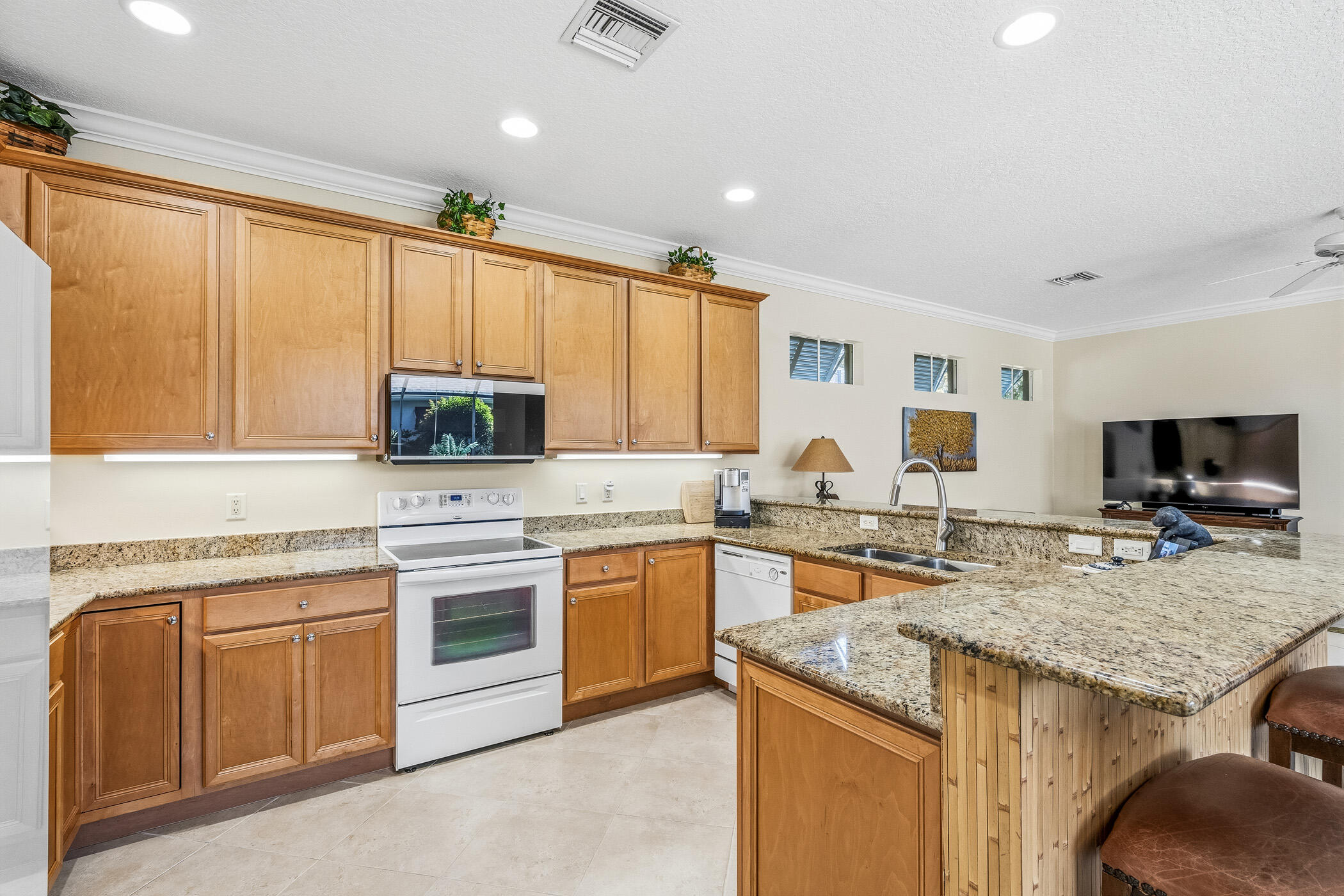 INDIAN RIVER CLUB PLAT NO 7 OAK HAMMOCK - Residential