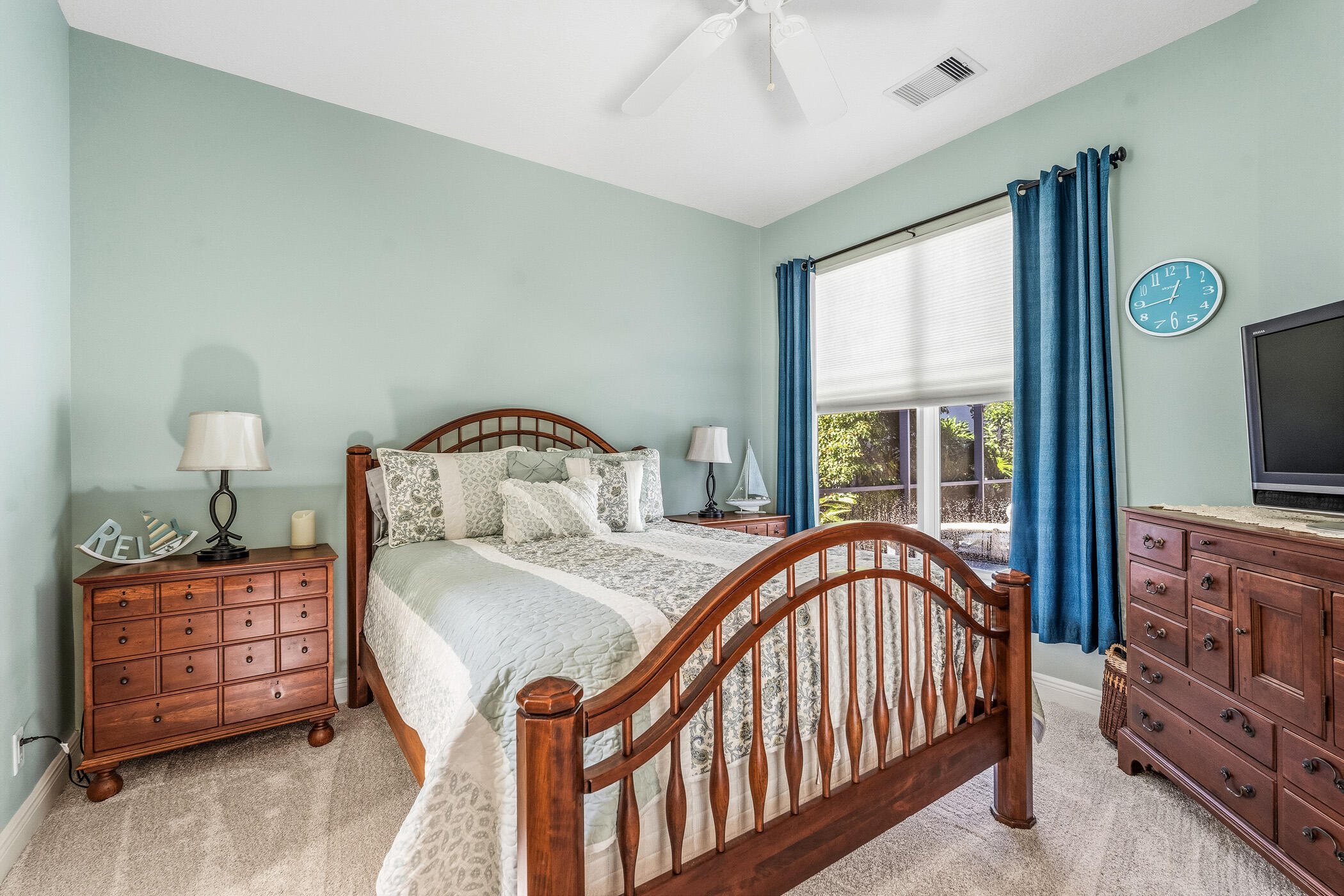 INDIAN RIVER CLUB PLAT NO 7 OAK HAMMOCK - Residential