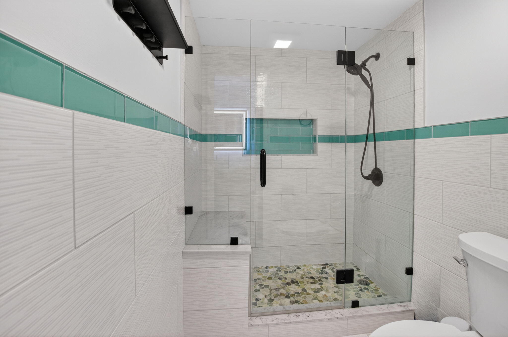 PINES OF DELRAY CONDO - Residential Lease