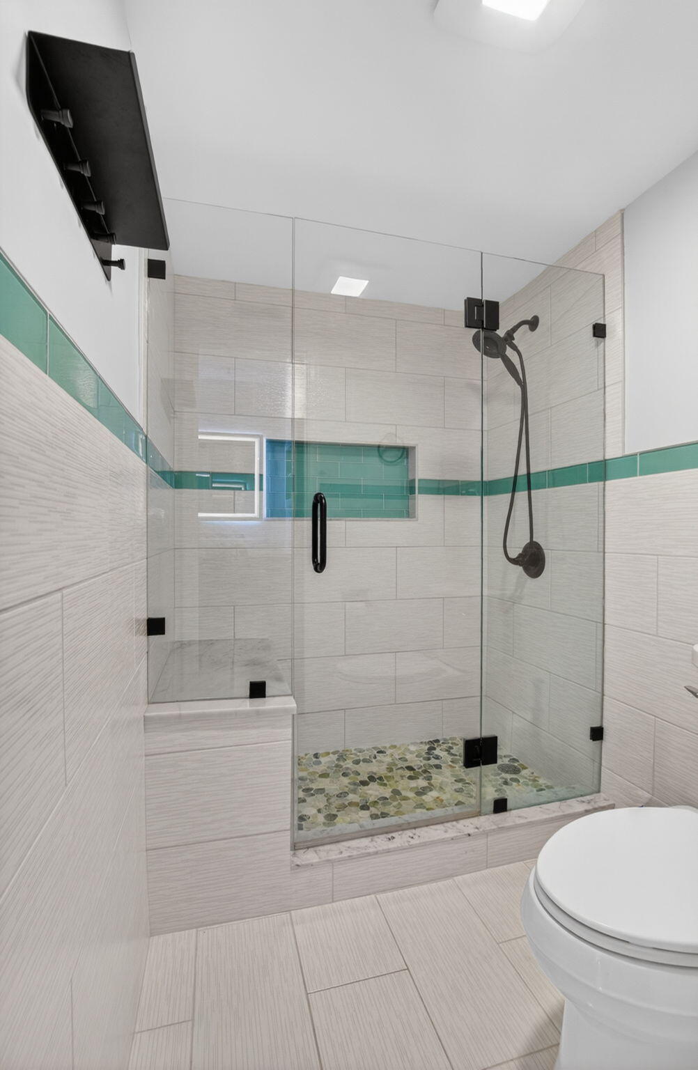 PINES OF DELRAY CONDO - Residential Lease