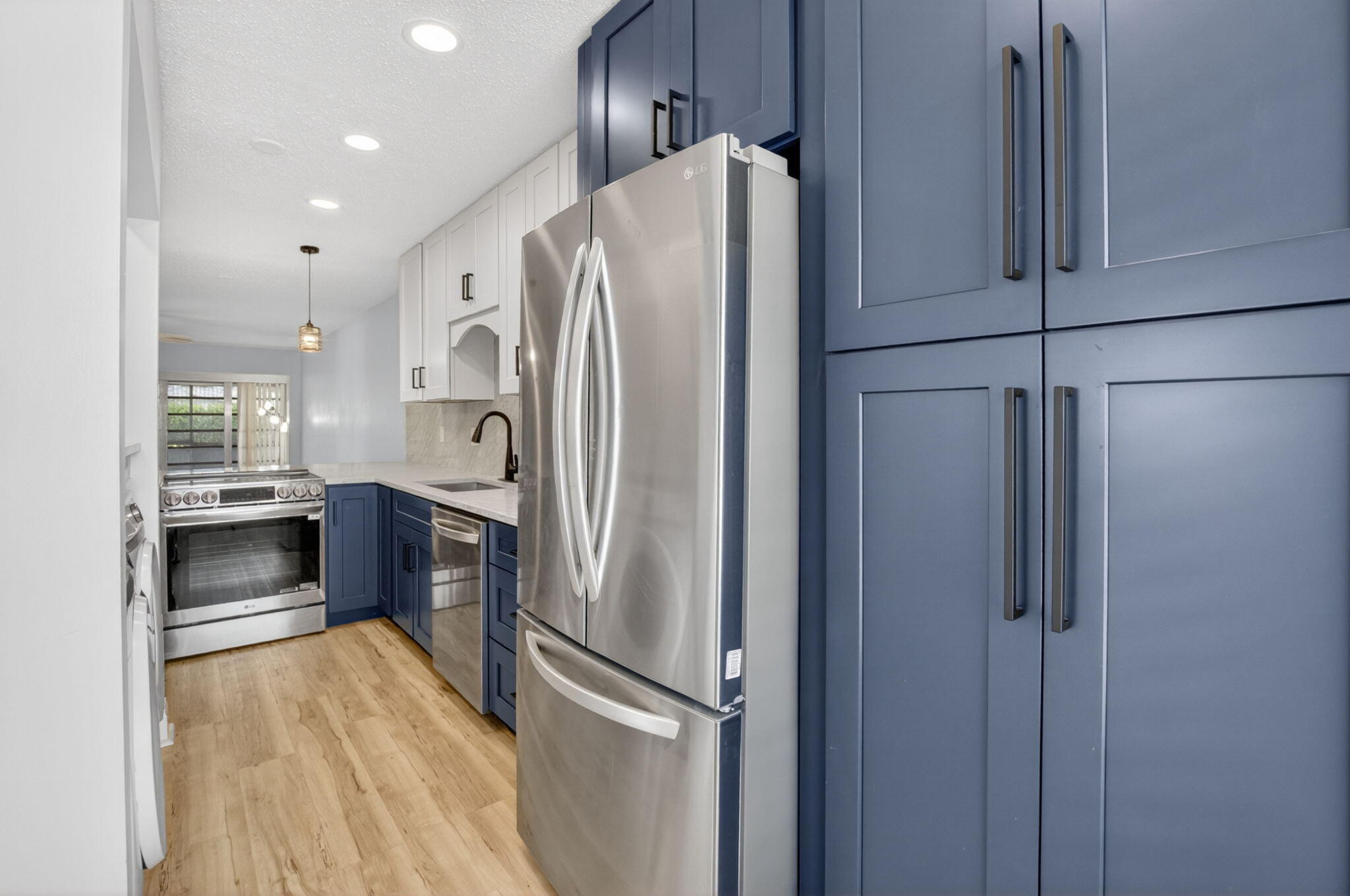 PINES OF DELRAY CONDO - Residential Lease