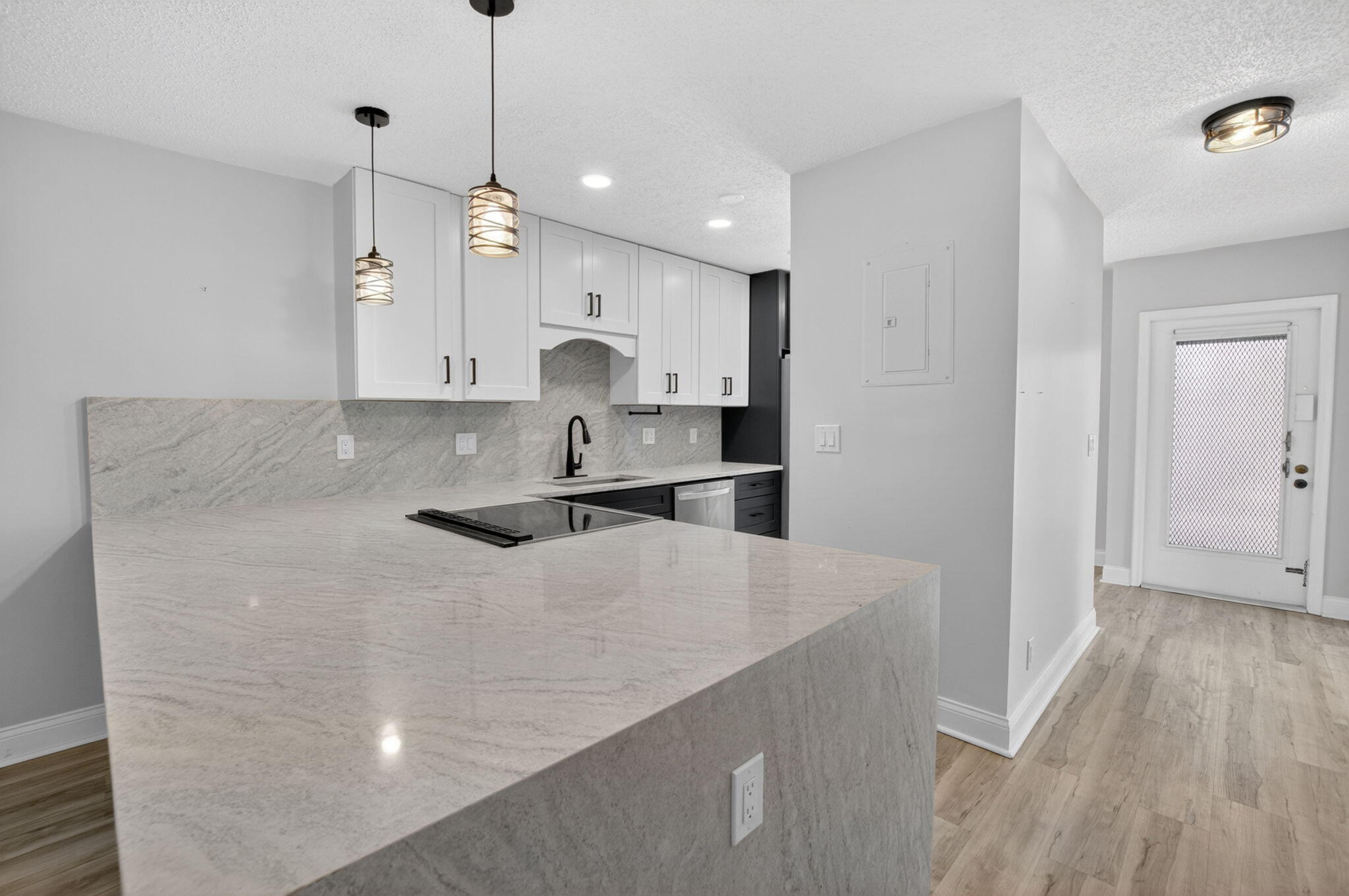 PINES OF DELRAY CONDO - Residential Lease