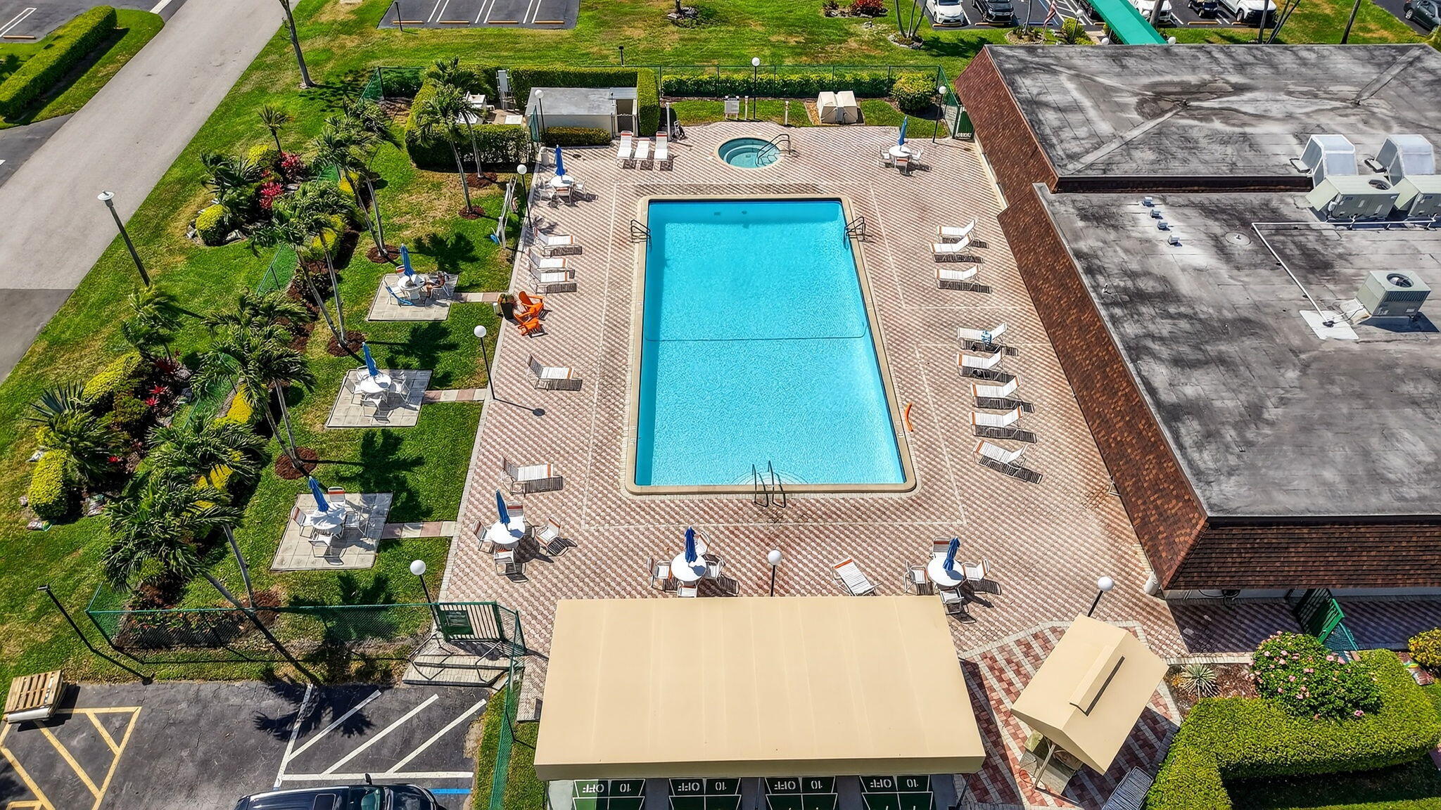 PINES OF DELRAY CONDO - Residential Lease