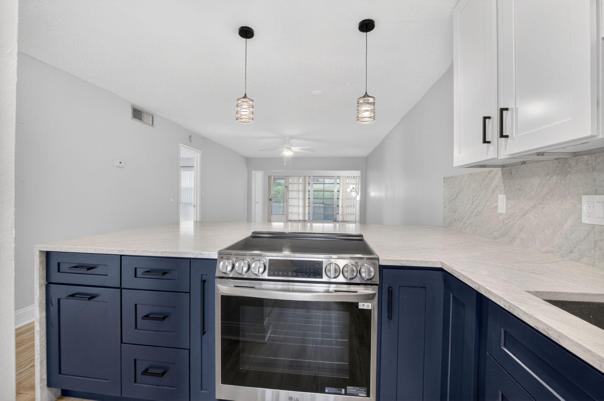 PINES OF DELRAY CONDO - Residential Lease