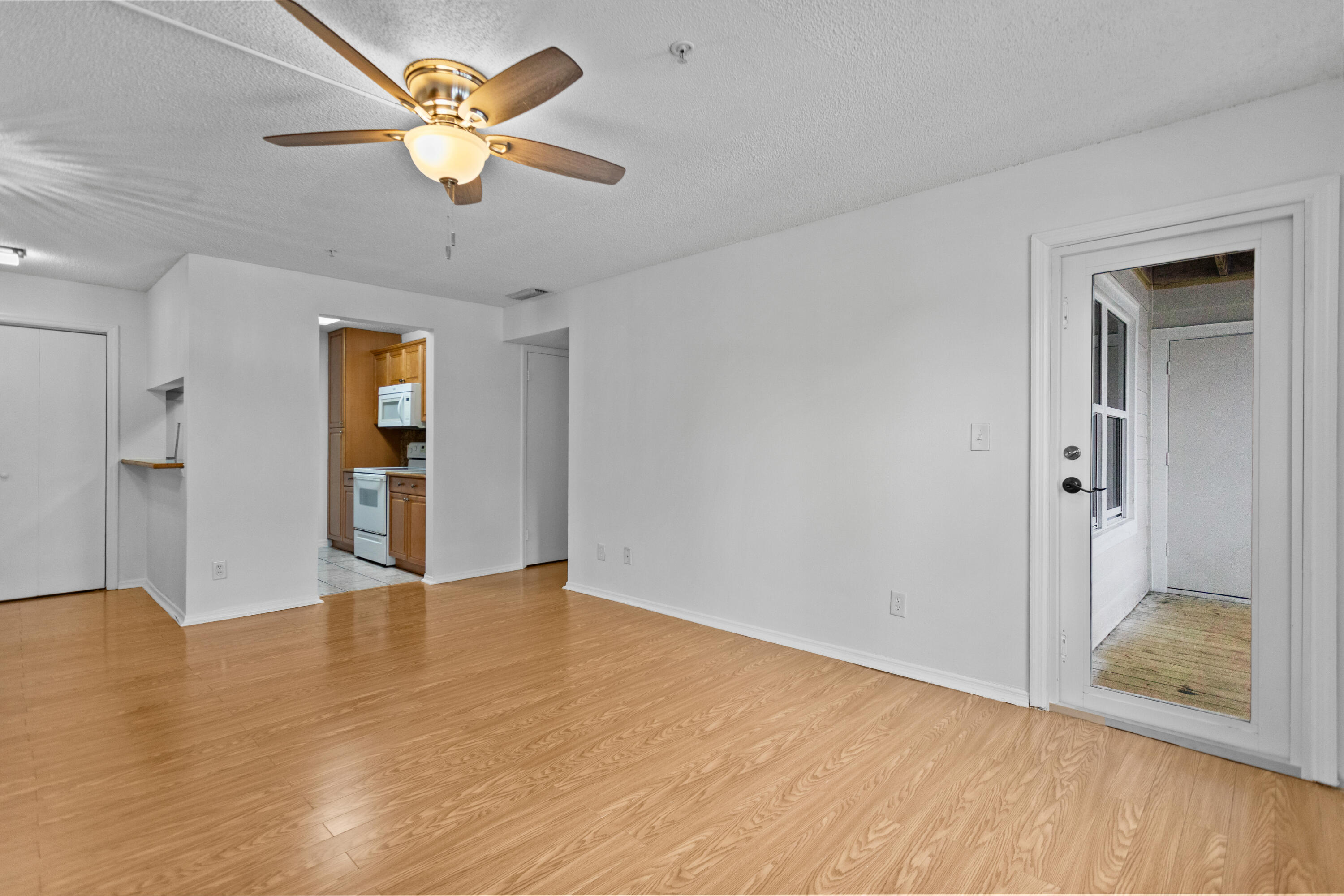 BOYNTON LANDINGS CONDO - Residential Lease
