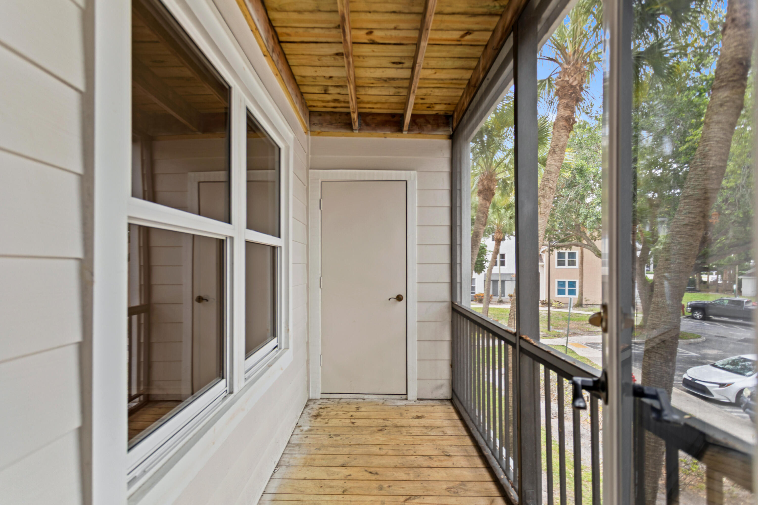 BOYNTON LANDINGS CONDO - Residential Lease