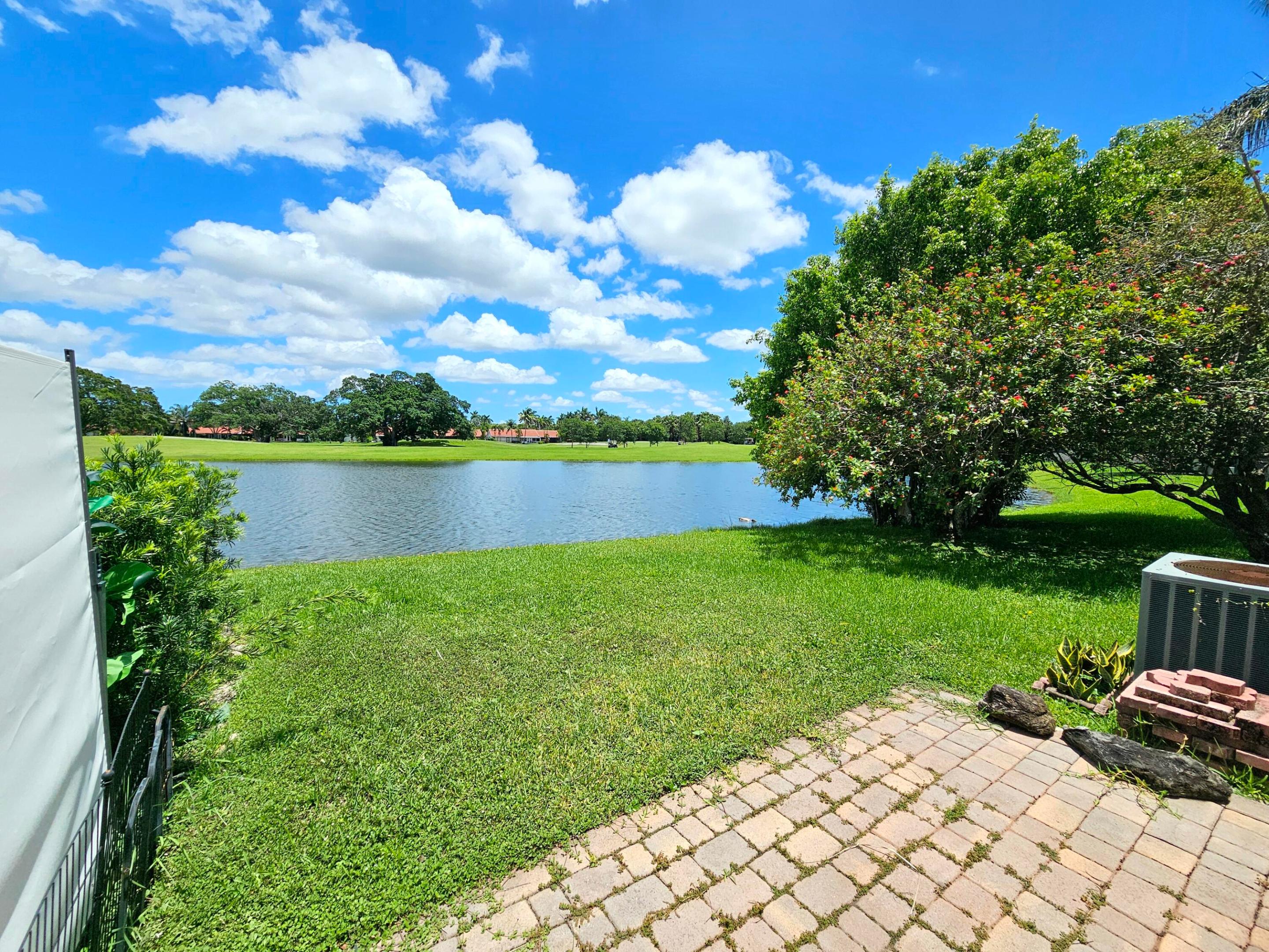PATIO VILLAS SECTION ONE AT BONAVENTURE - Residential